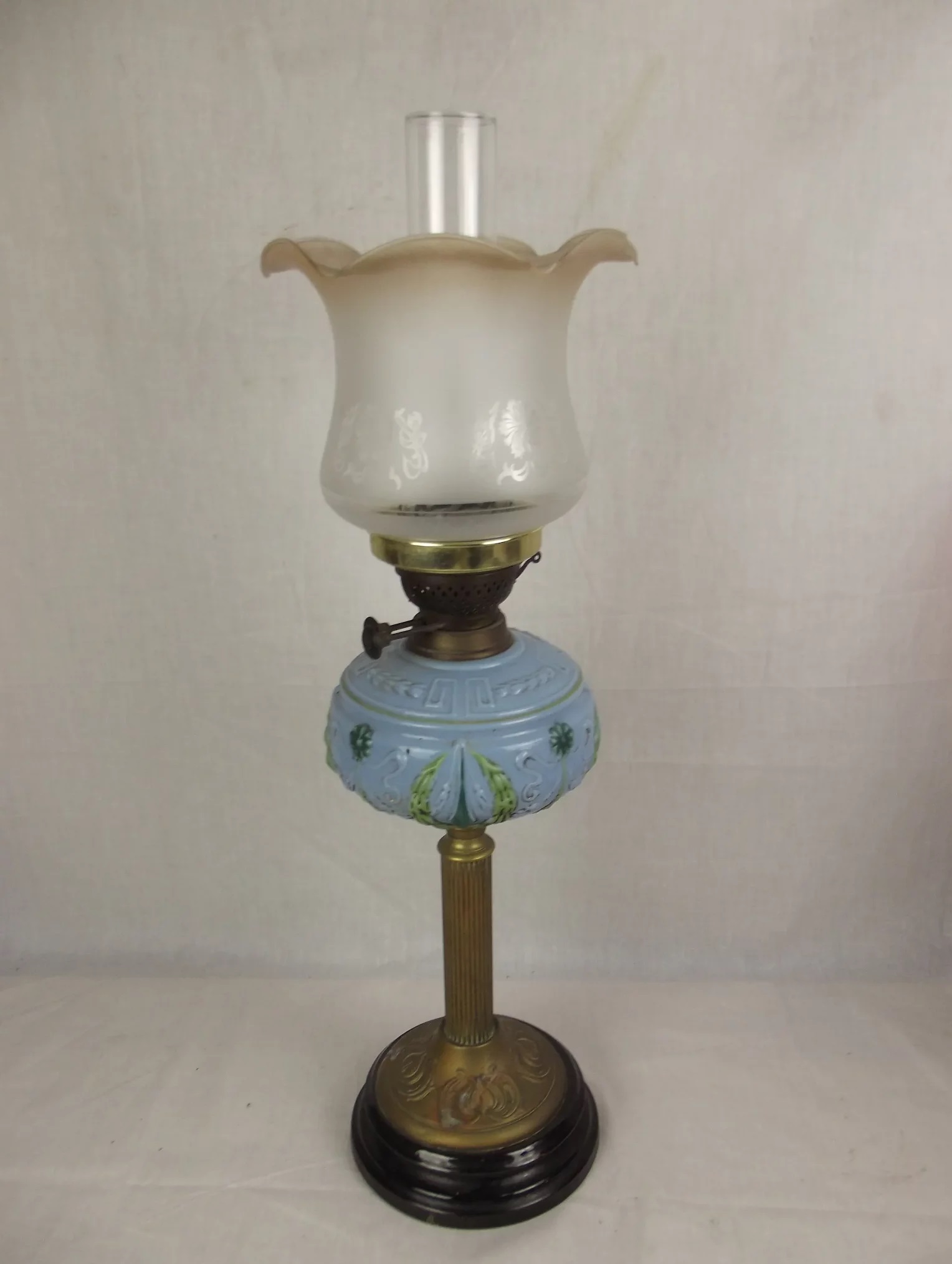 Victorian Oil Lamp With Blue Glass Reservoir - Image 2