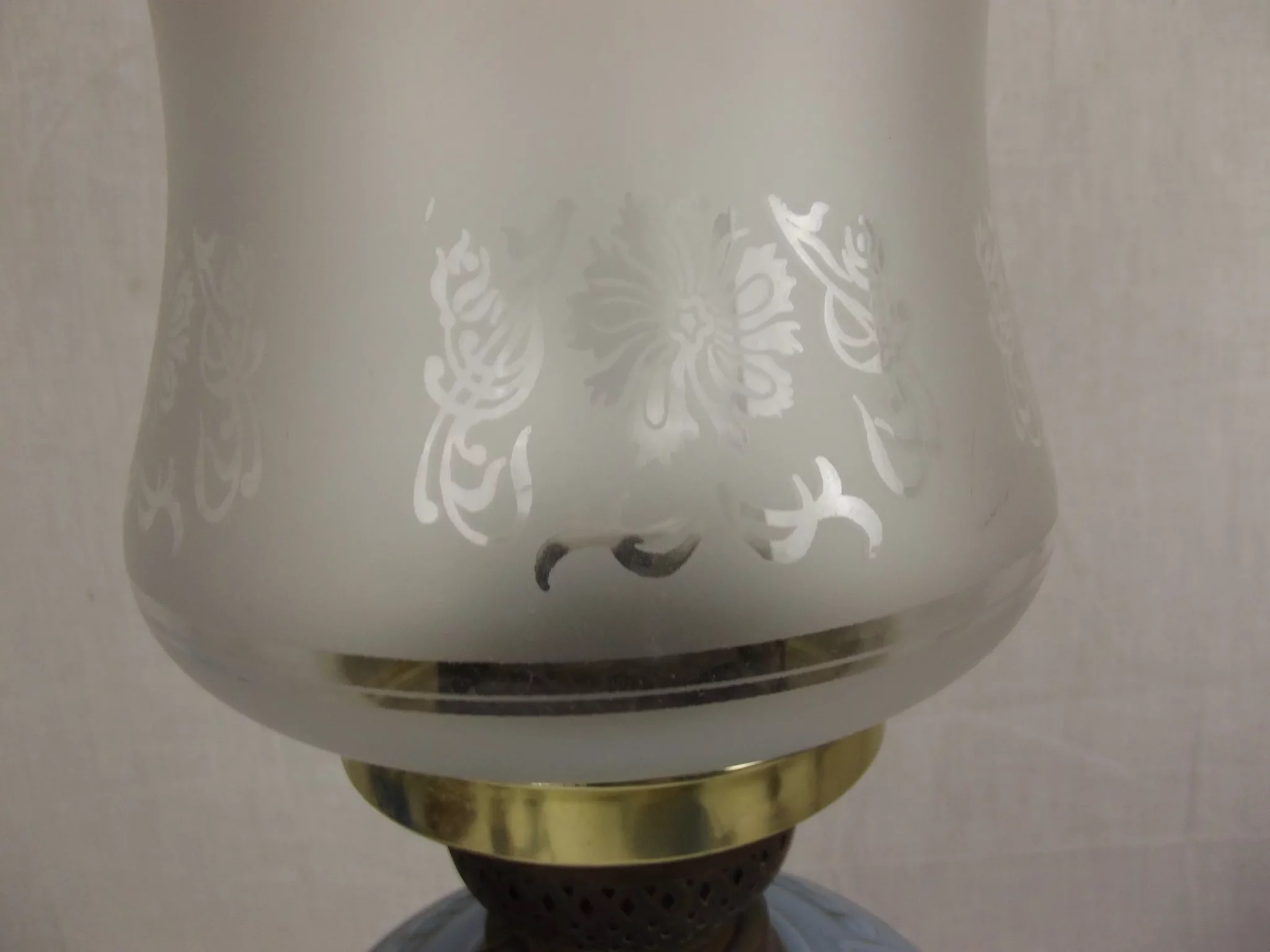Victorian Oil Lamp With Blue Glass Reservoir - Image 6