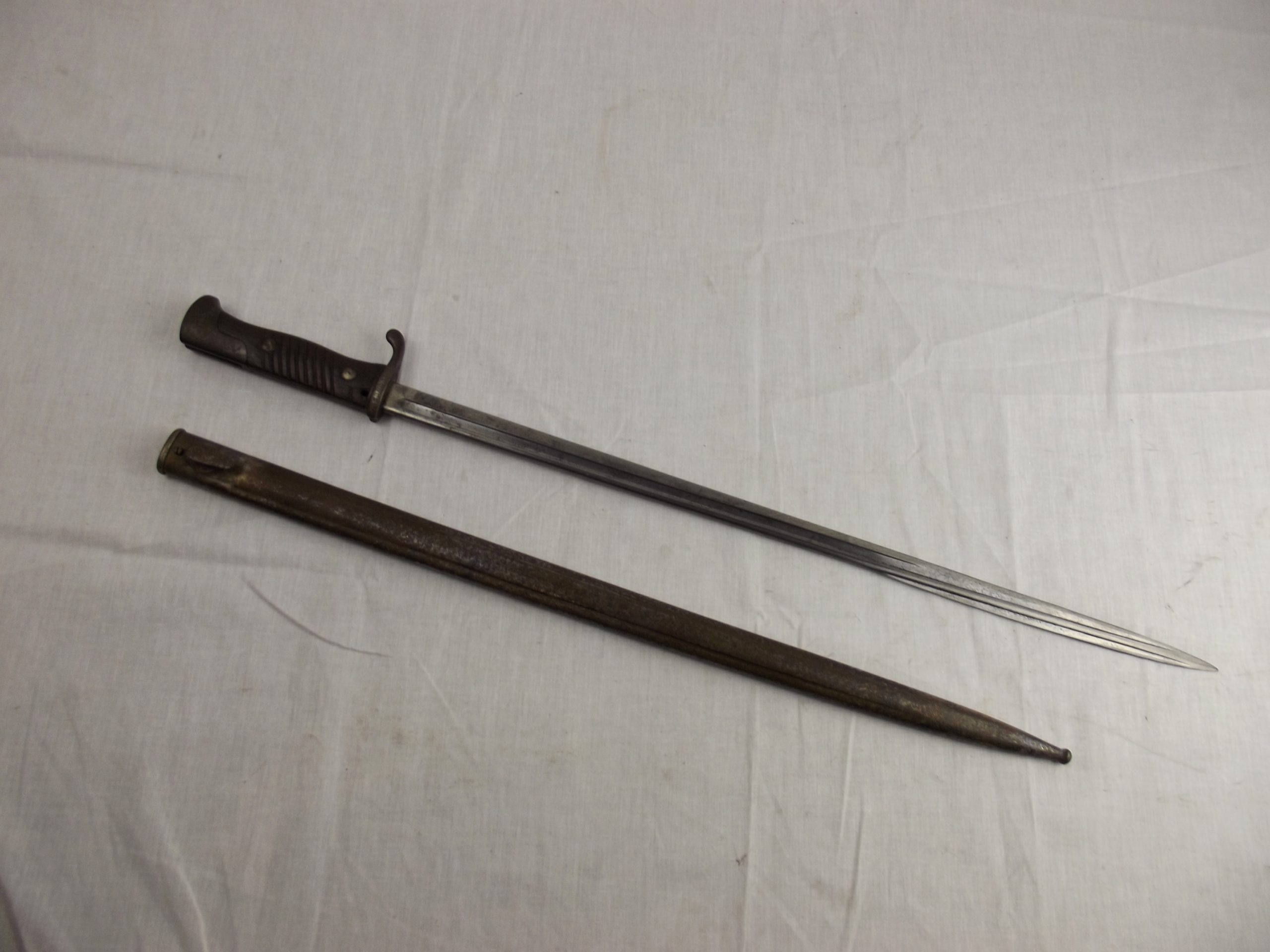WW1 German Gew98 First Pattern Mauser Bayonet Dated 1905 with Steel Scabbard