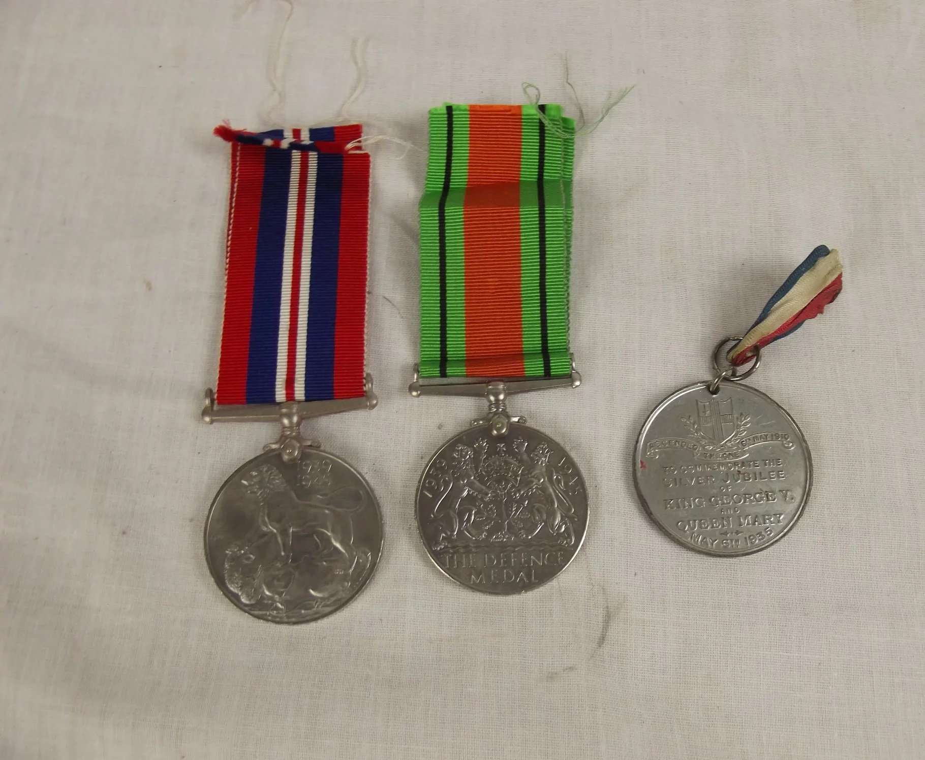 WW2 Medal Set Of Two And George V Silver Jubilee Medal - Image 5