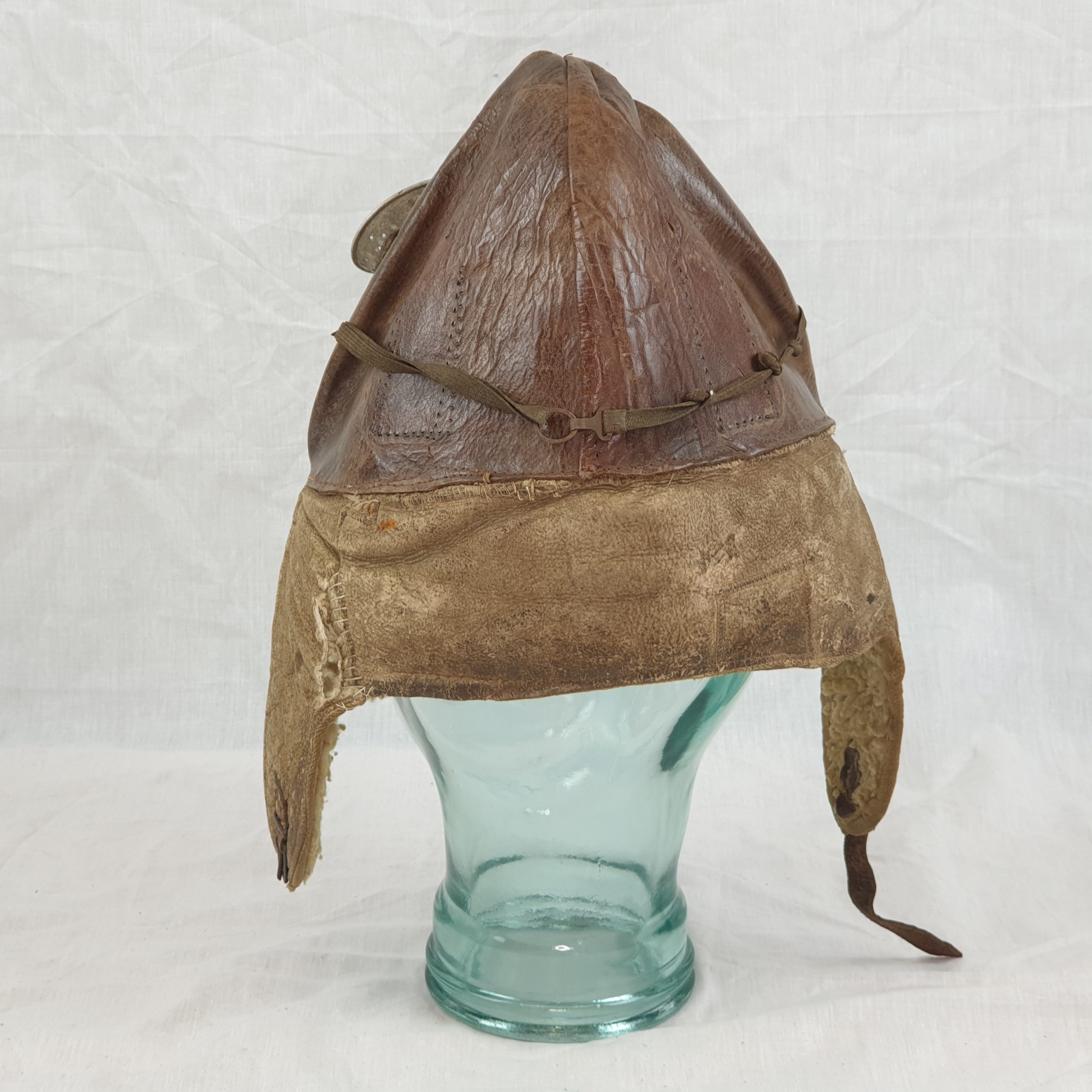 WWI First World War period RFC RAF Royal Flying Corps Helmet, Goggles And Photograph Of Owner - Image 4