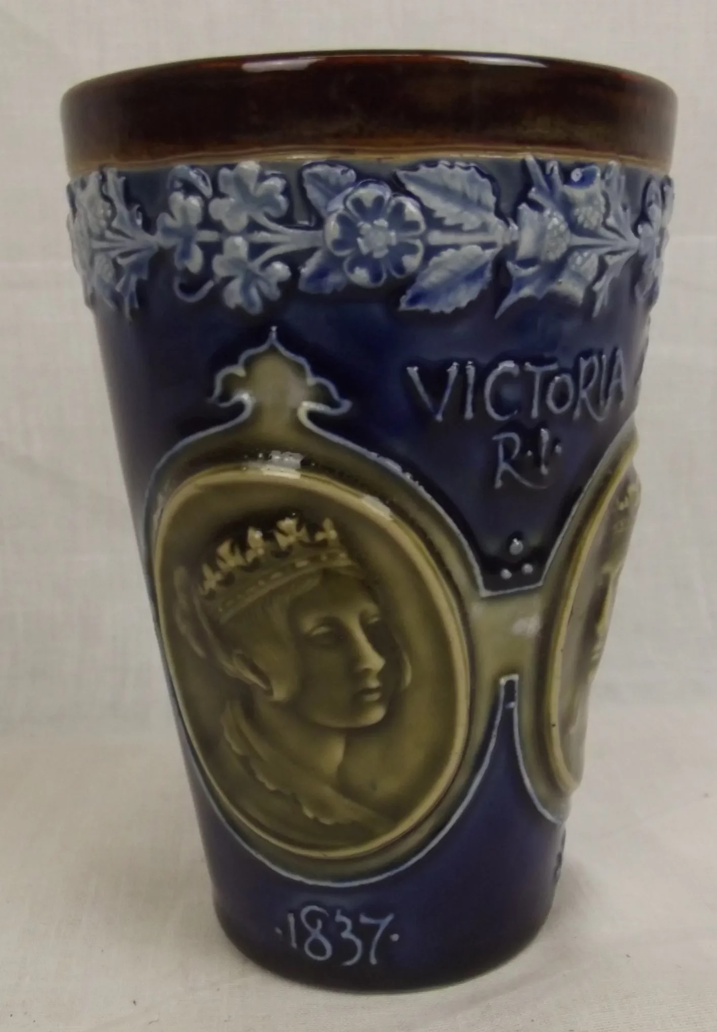 1897 Queen Victoria Diamond Jubilee Lambeth Beaker - Image 2