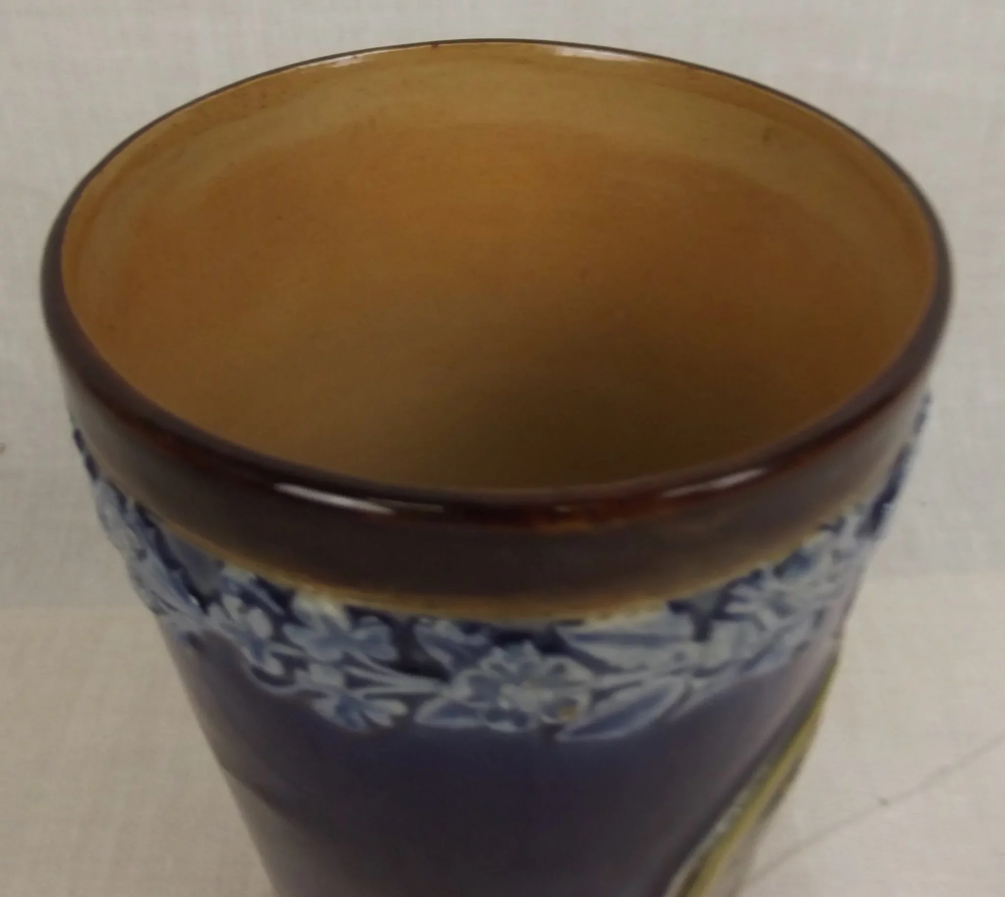 1897 Queen Victoria Diamond Jubilee Lambeth Beaker - Image 7