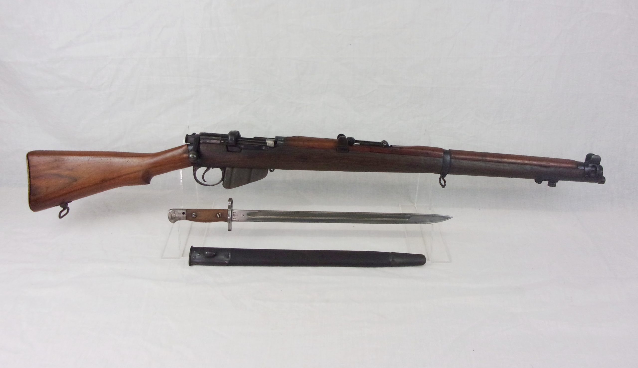 WW1 1918 Dated SMLE Mk III With 1918 Dated 1907 Pattern Bayonet
