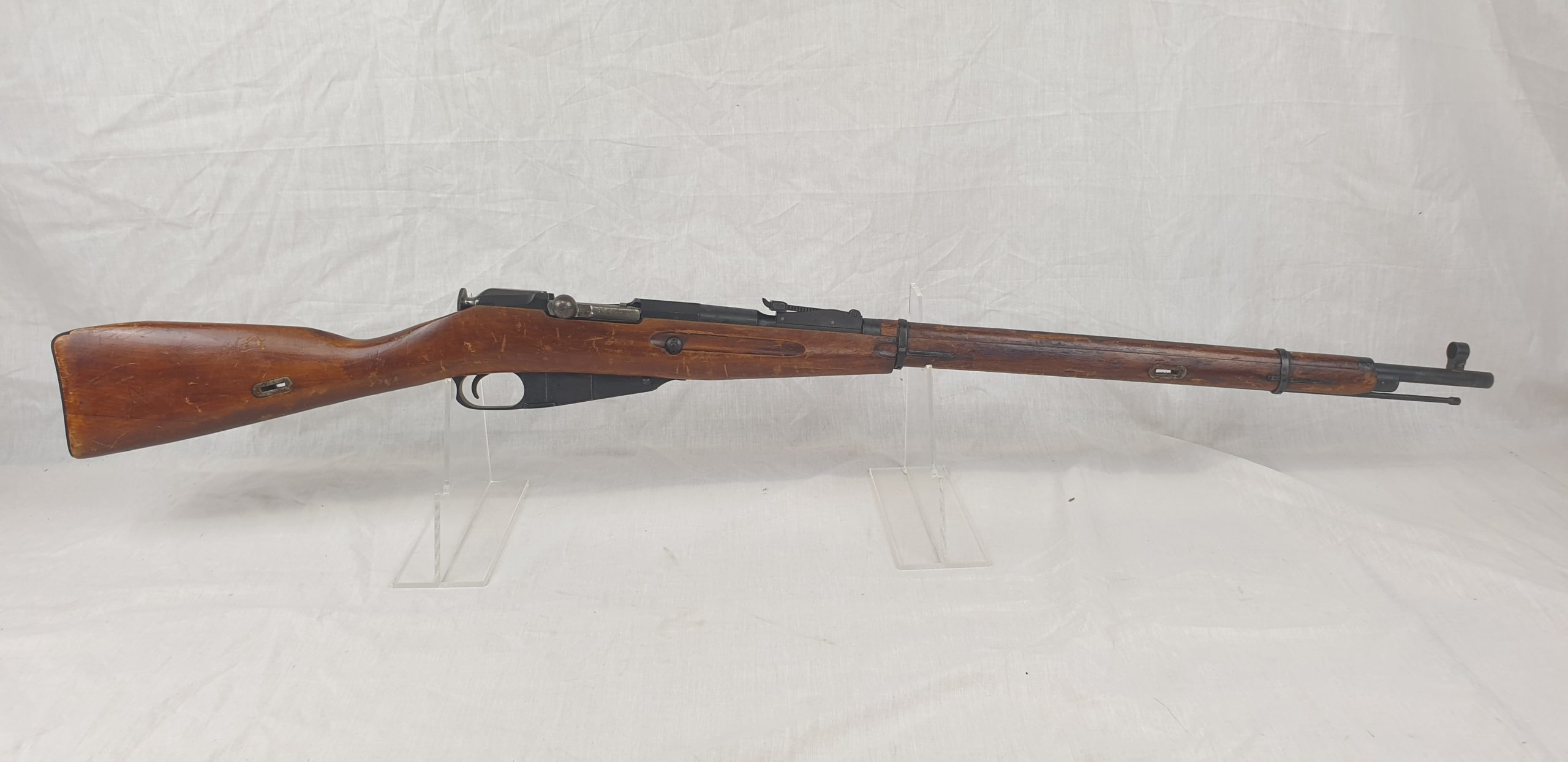 1934 Dated Moisin-Nagant Rifle - Deactivated