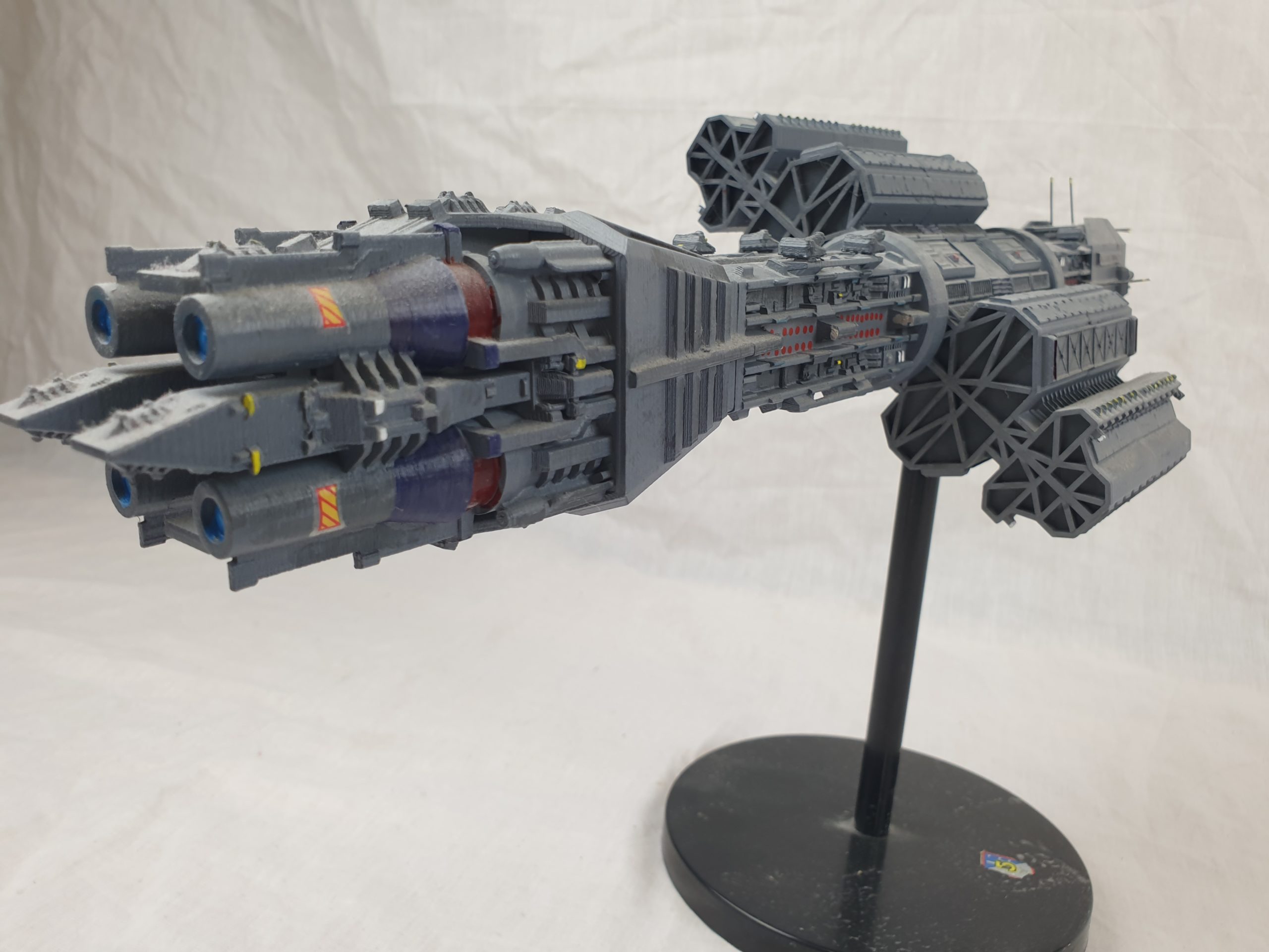 3D Printed Handbuilt And Painted Model Of The Babylon 5 Agamemnon Omega-Class Destroyer - Image 9