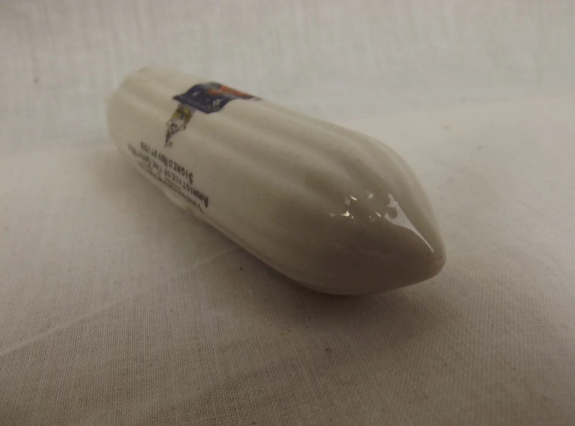 Carlton Crested China WW1 Zeppelin With Clacton-On-Sea Crest - Image 4