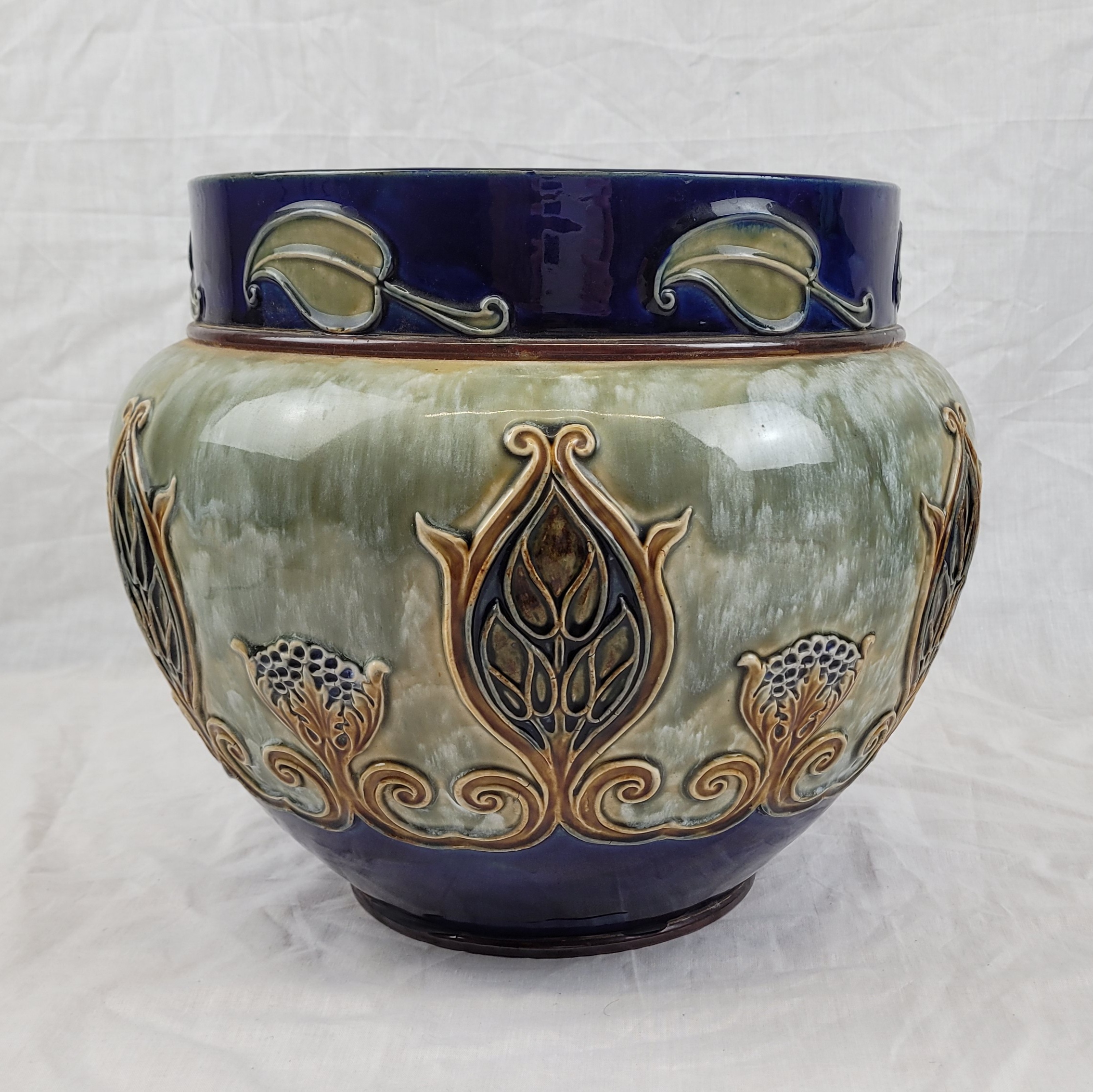 Royal Doulton Circa 1900 Jardiniere On Stand - Image 2