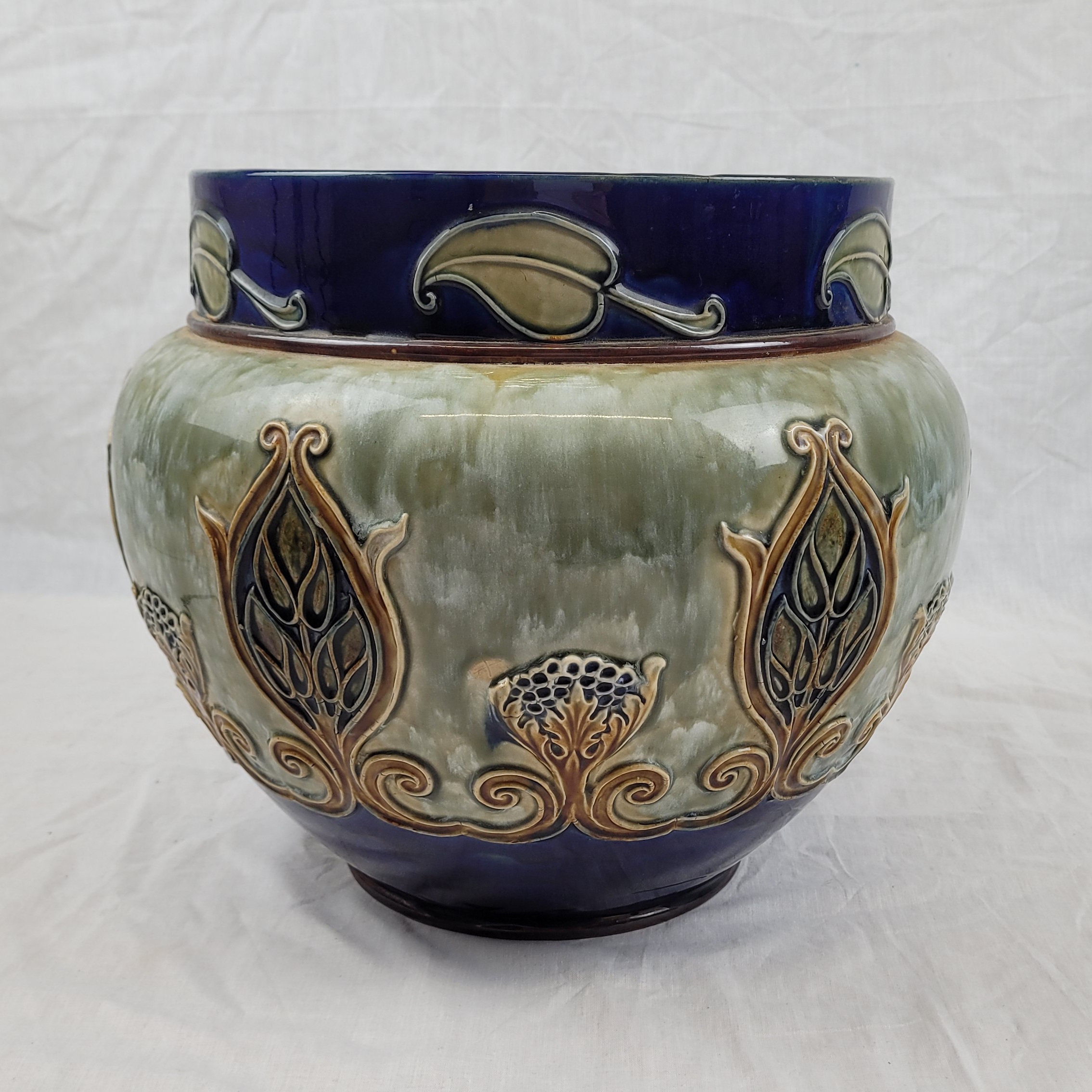Royal Doulton Circa 1900 Jardiniere On Stand - Image 5
