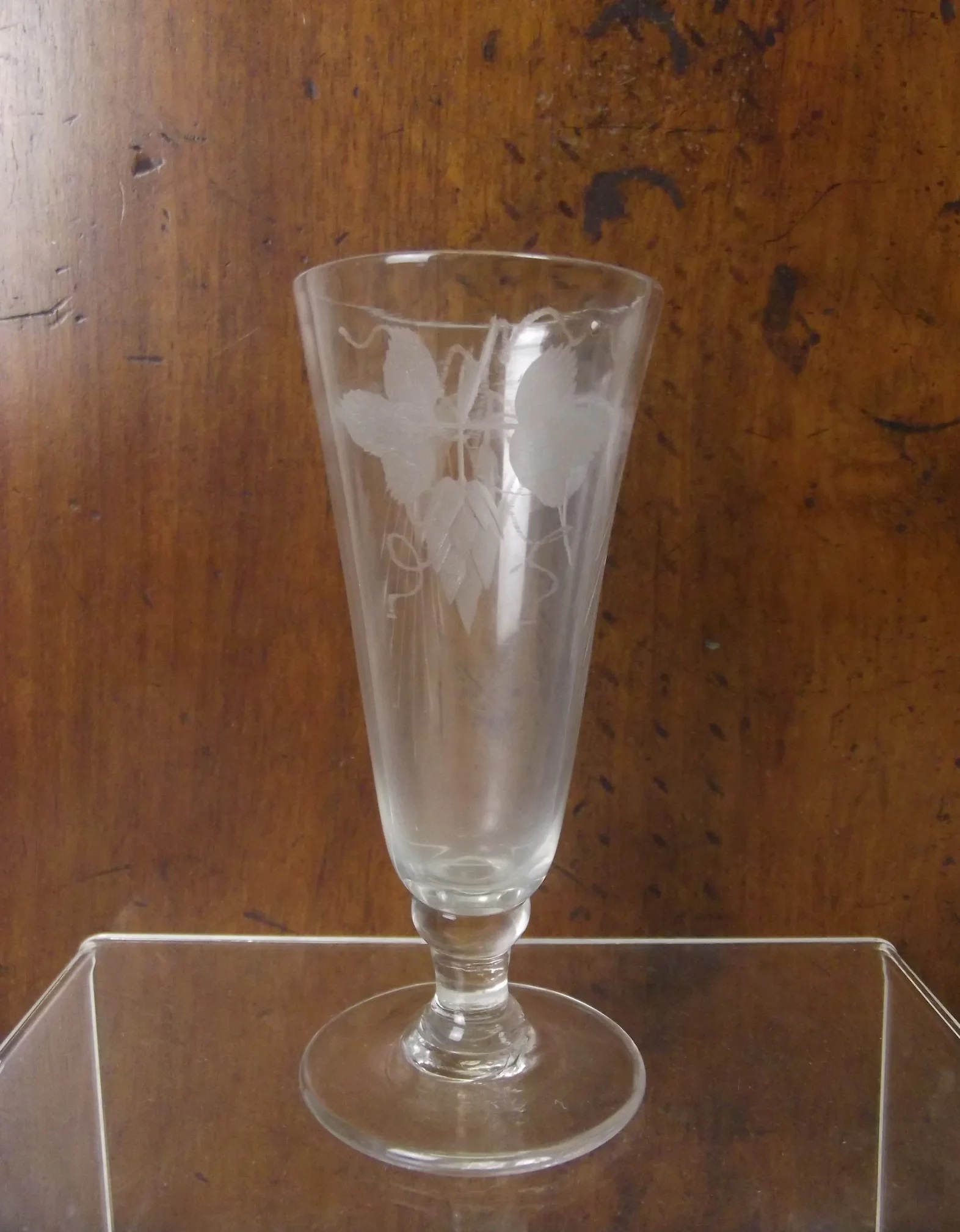 Georgian Rounded Knop Etched Dwarf Ale Glass - Image 2