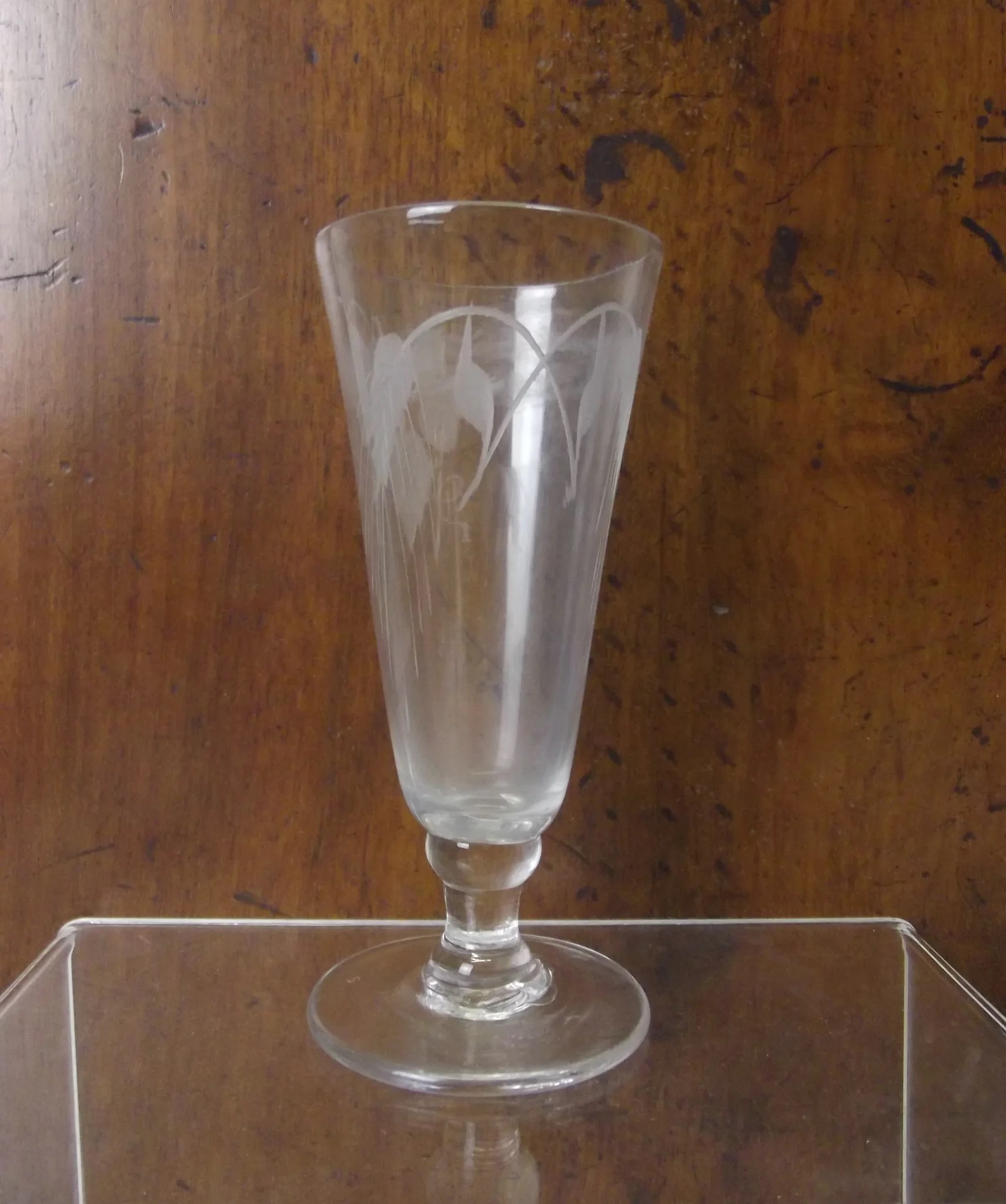 Georgian Rounded Knop Etched Dwarf Ale Glass - Image 3