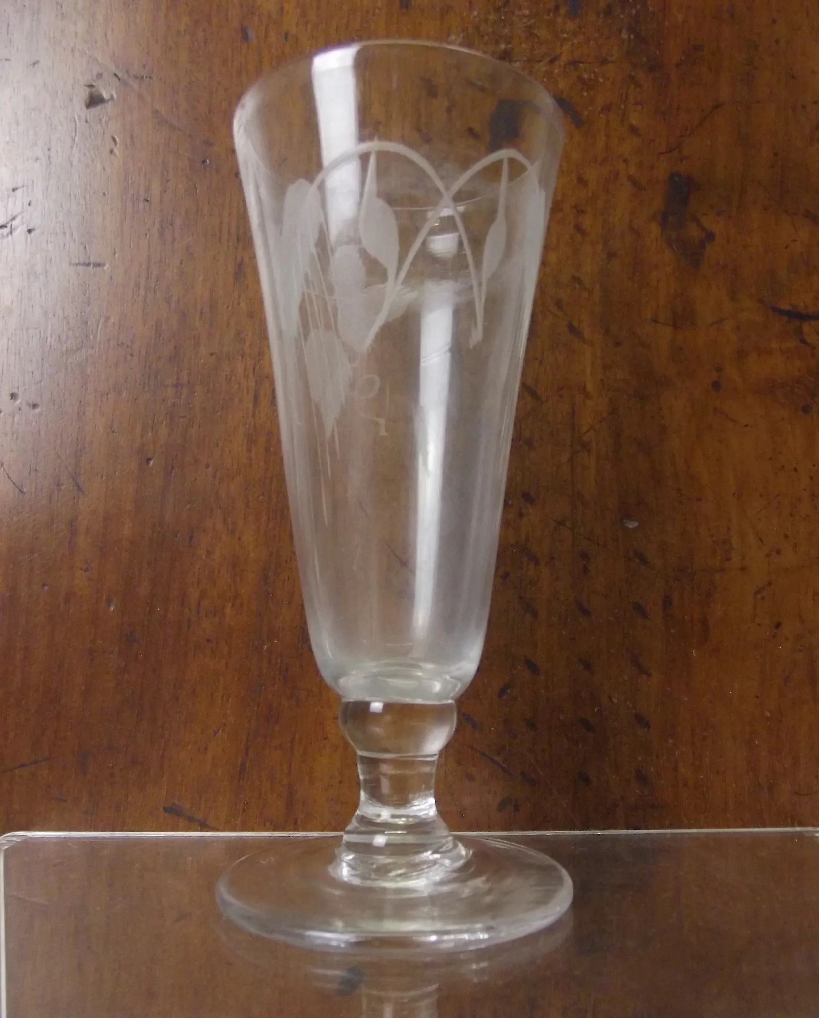 Georgian Rounded Knop Etched Dwarf Ale Glass - Image 4
