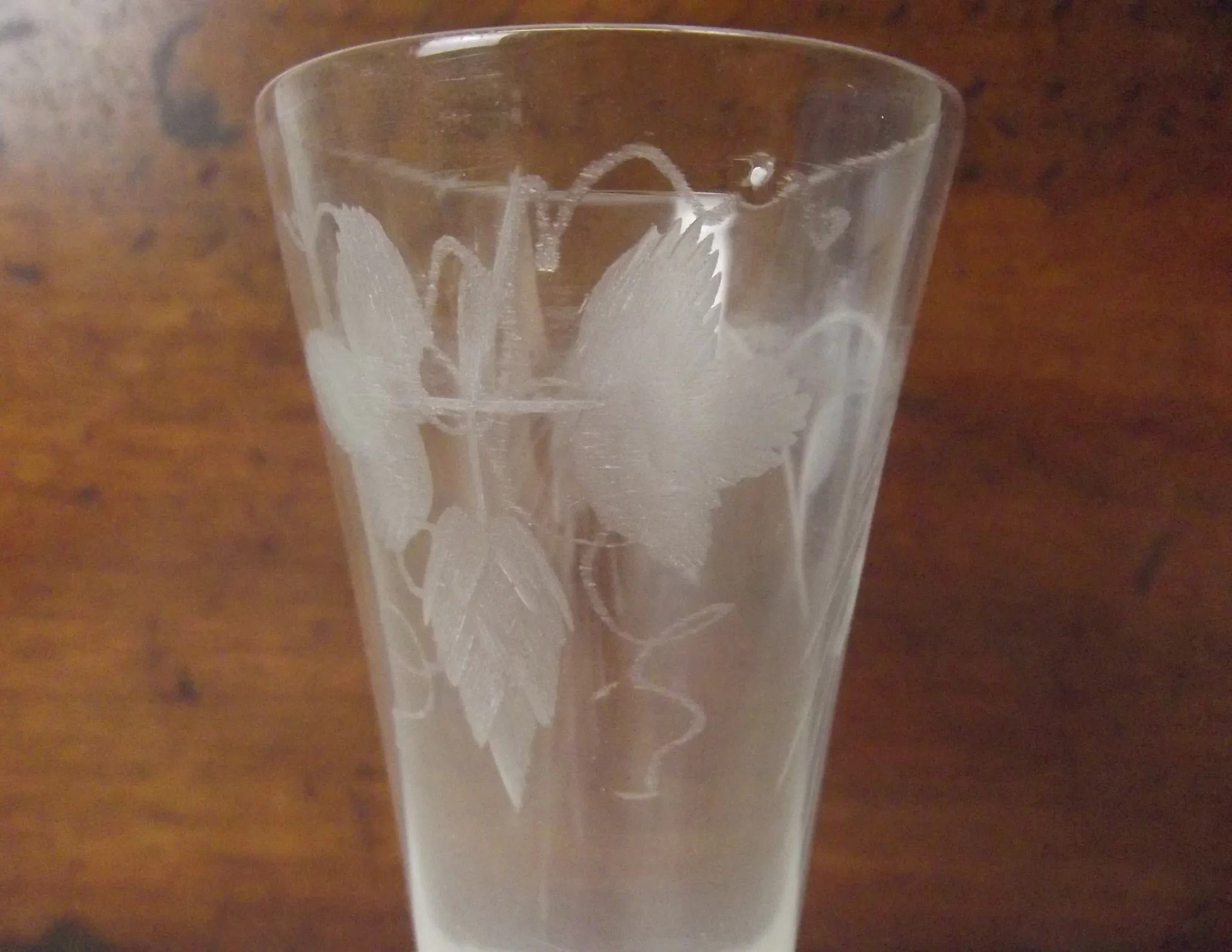 Georgian Rounded Knop Etched Dwarf Ale Glass - Image 9