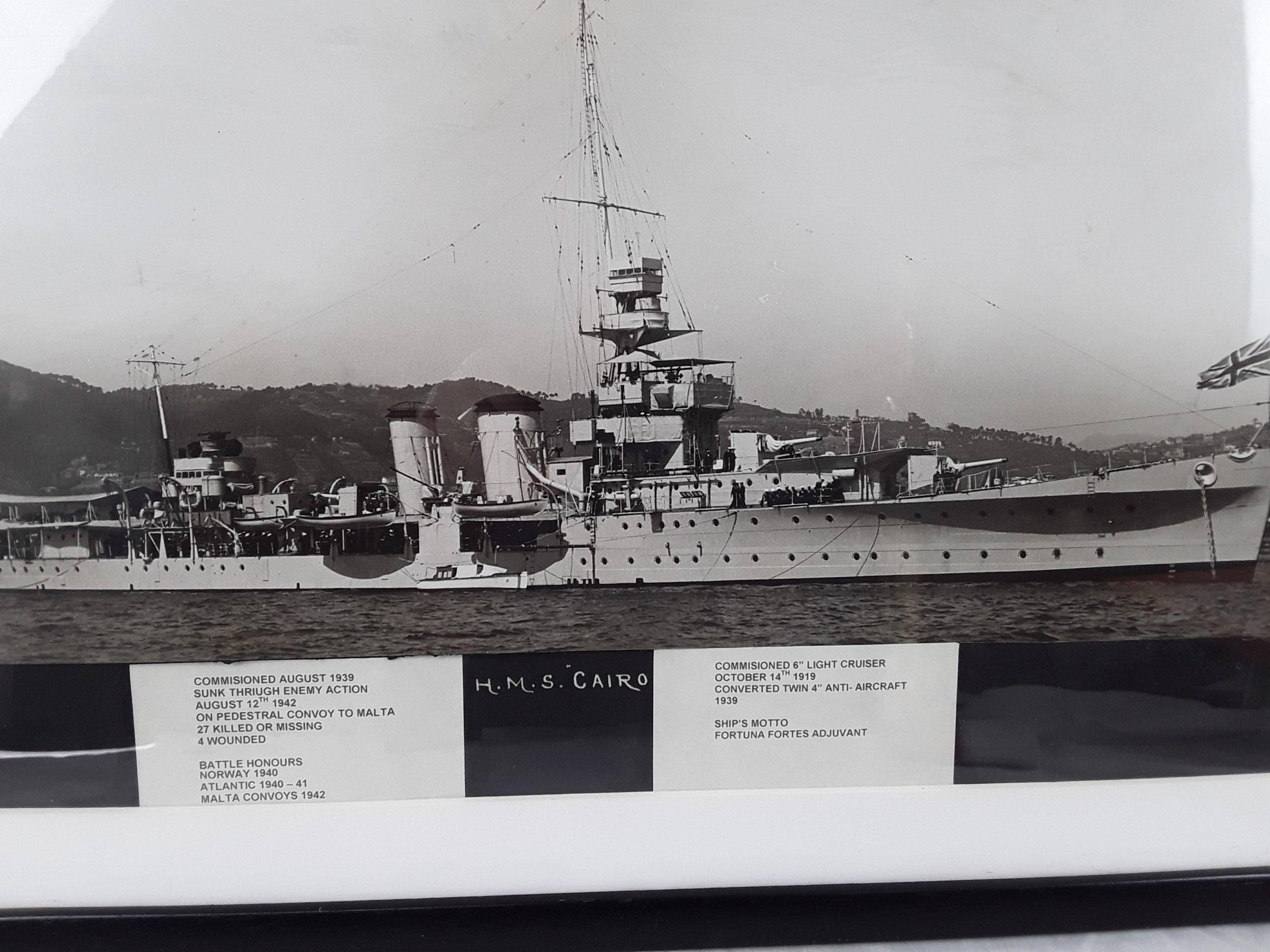 HMS Cairo 1919 C Class Light Cruiser Boat Badge And Photograph - Image 6