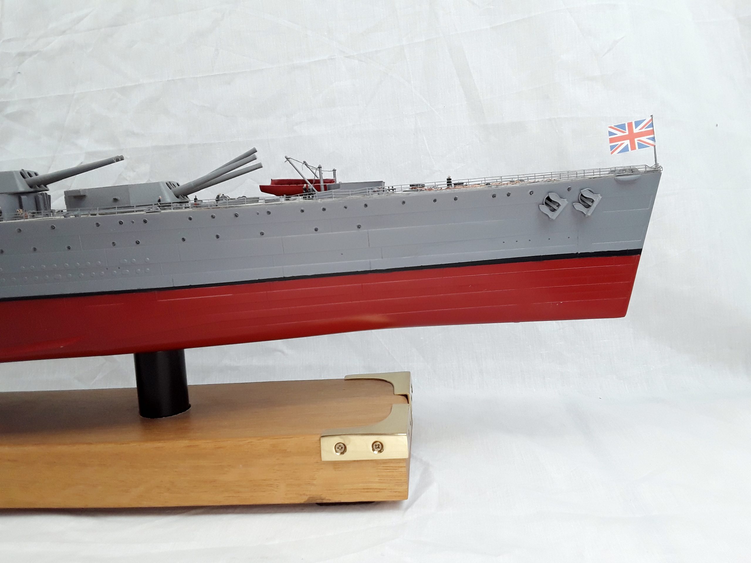 Large Finely Built And Illuminated Model Of The Battleship HMS Rodney - Image 10