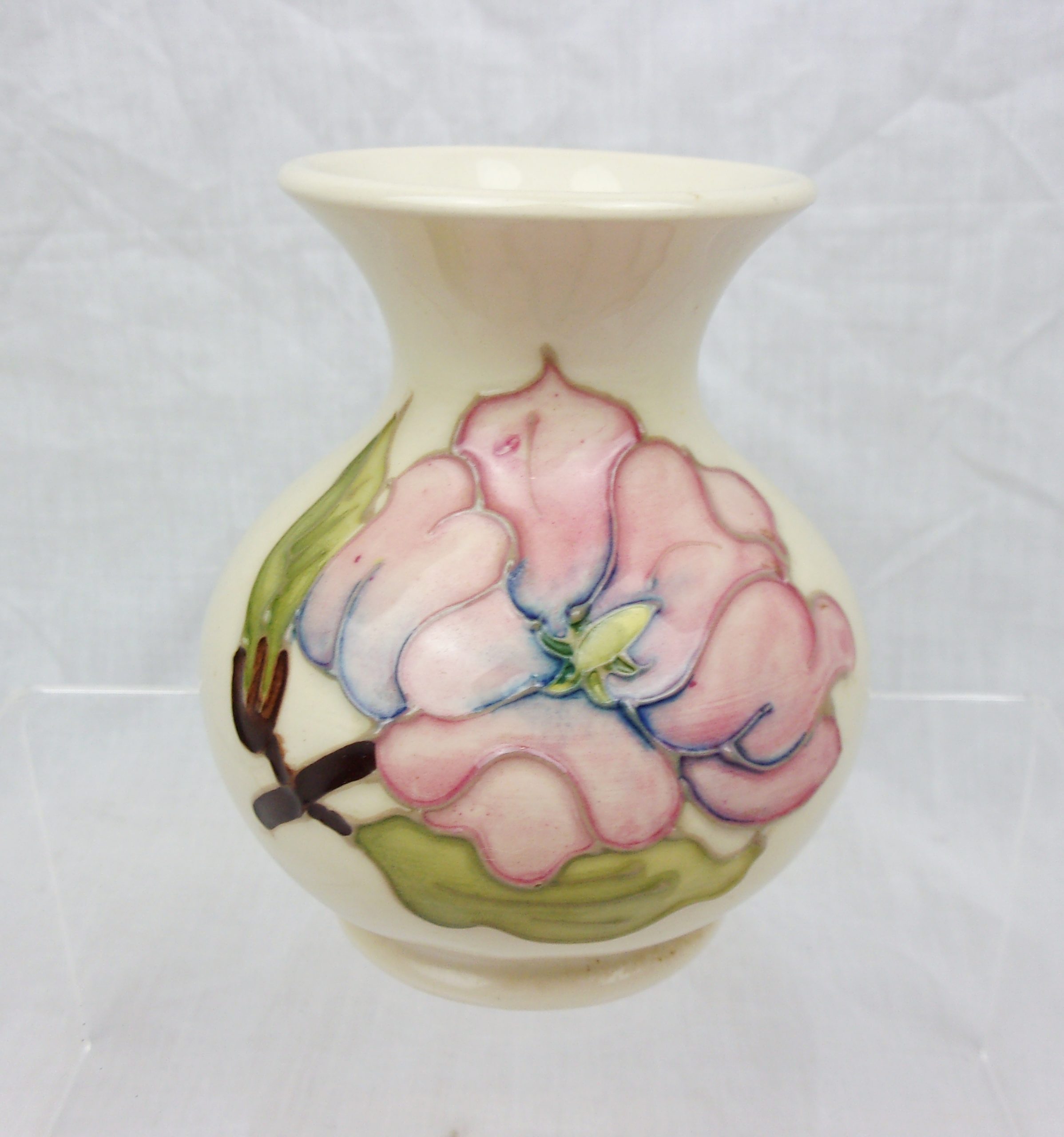 Moorcroft Hibiscus Pattern Small Vase