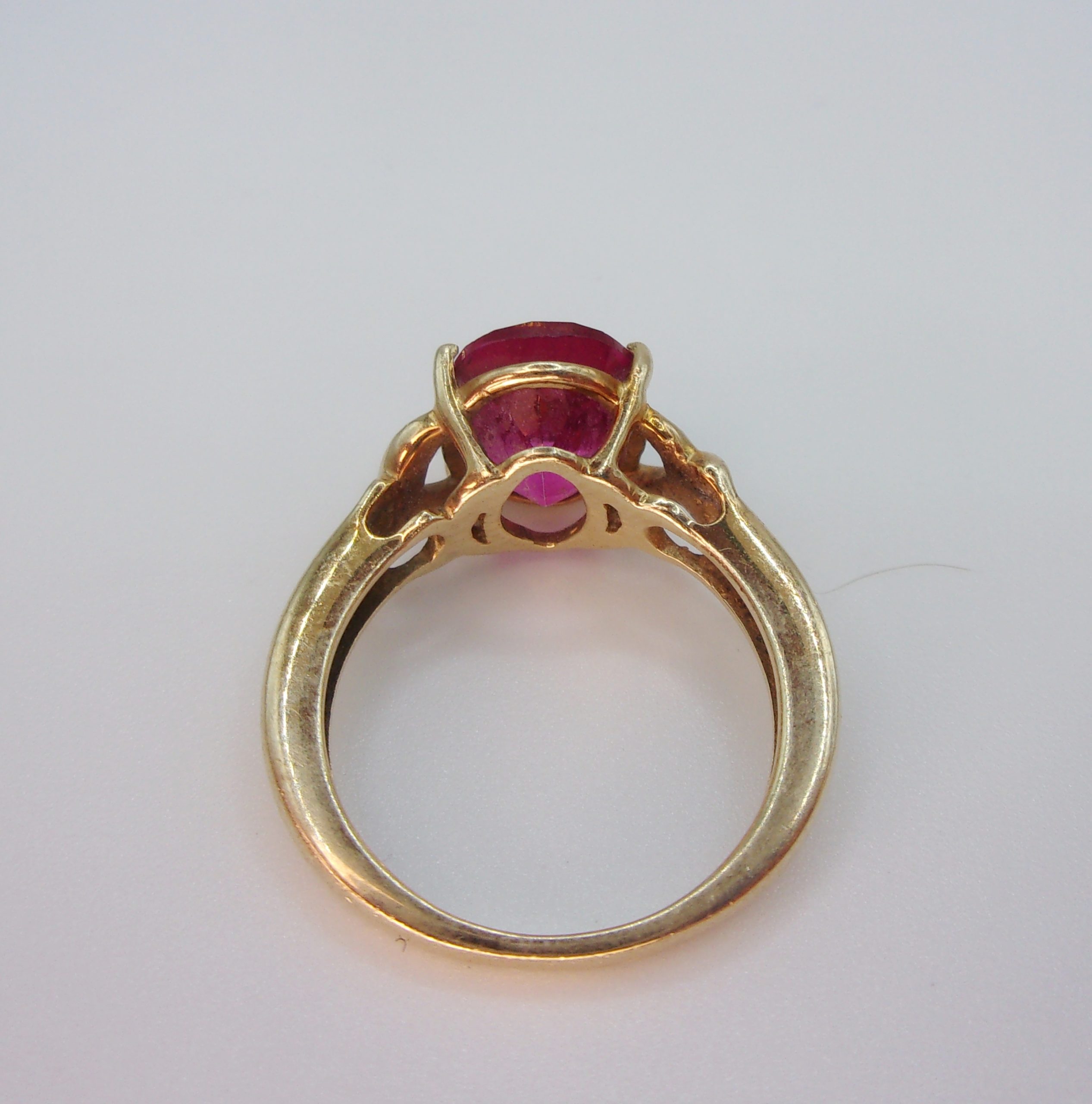 9ct Yellow Gold Ruby Ring UK Size J US 4 ¾ - Image 6