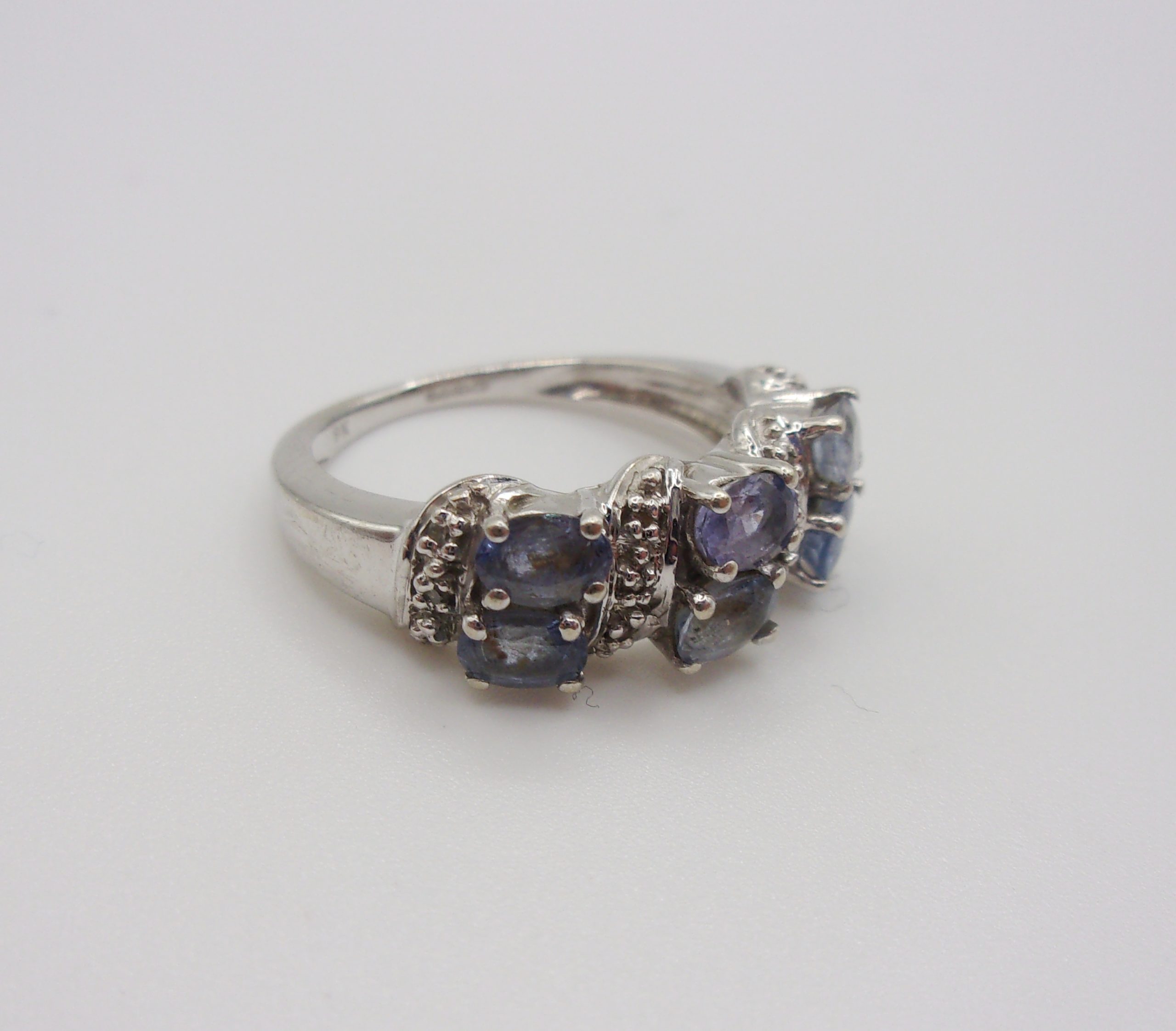 9ct White Gold Sapphire & Diamond Cluster Ring UK Size J+ US 5 - Image 4
