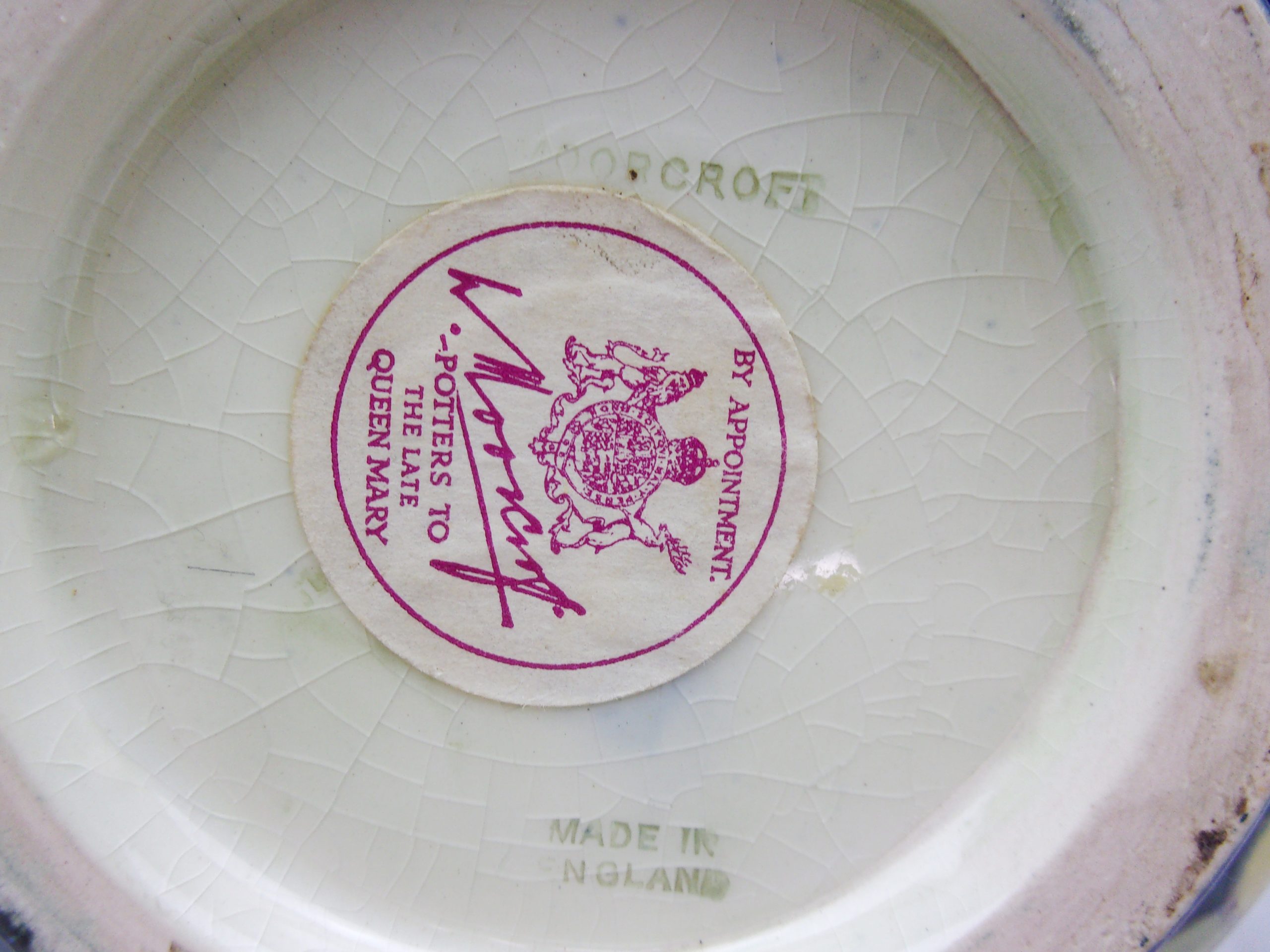 Moorcroft Hibiscus Pattern Bowl with Queen Mary Label - Image 7