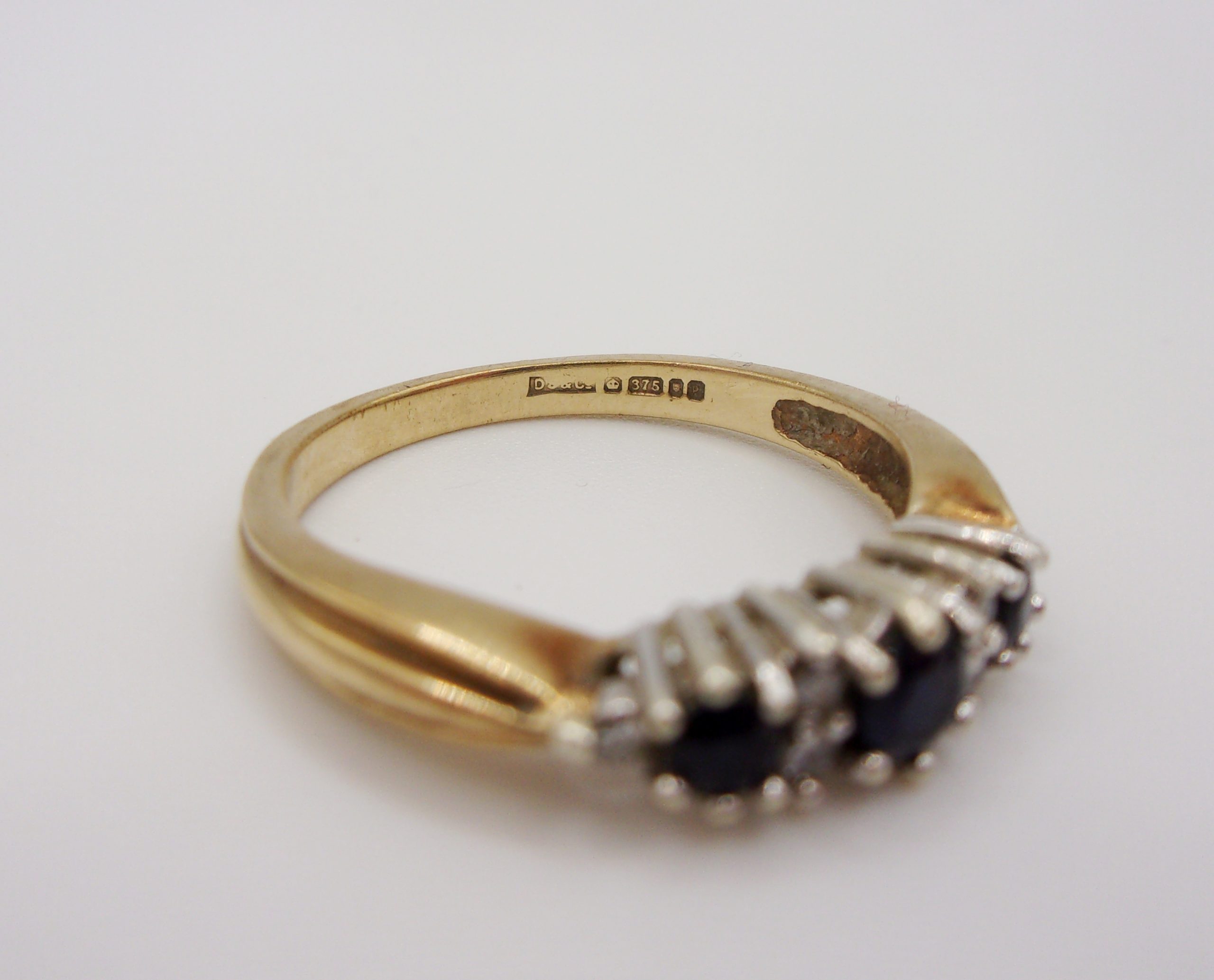 9ct Yellow Gold Sapphire & Diamond Ring UK Size P US 7 ½ - Image 5