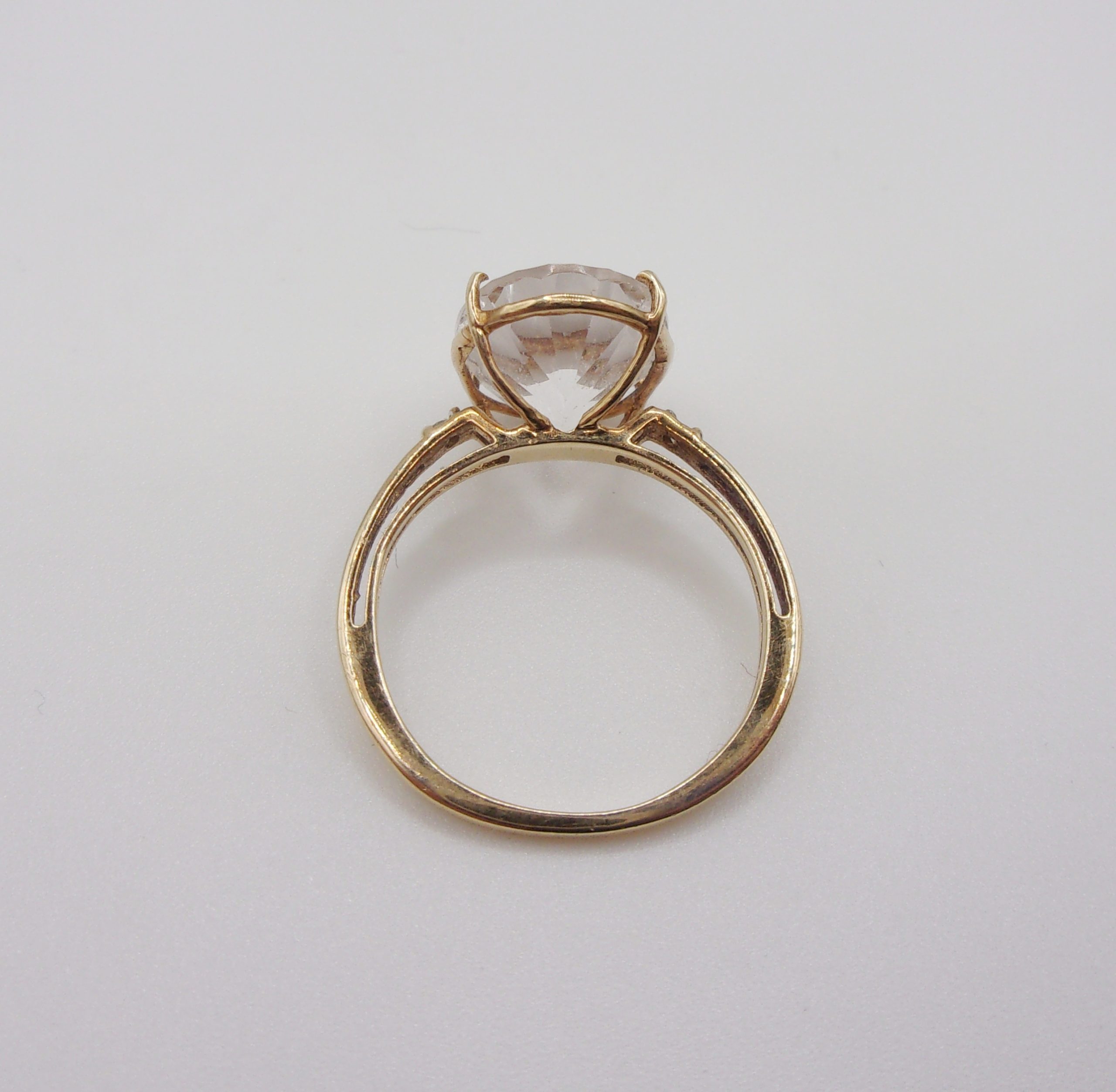9ct Yellow Gold White Aquamarine & Diamond Ring UK Size K US 5 ¼ - Image 6