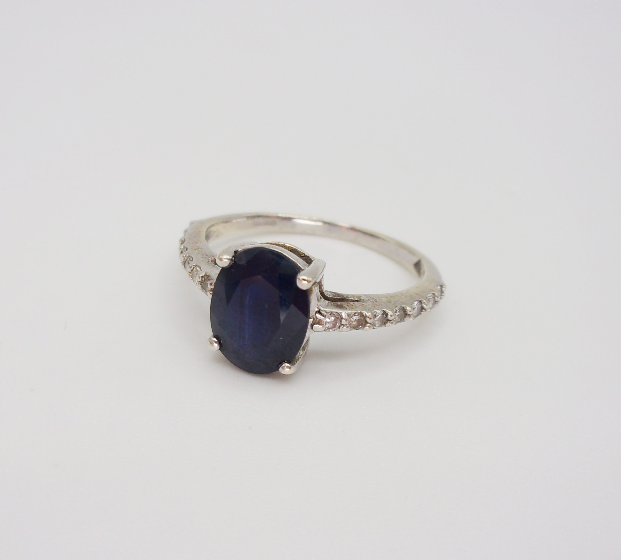9ct White Gold Sapphire & Diamond Ring UK Size K US 5 ¼
