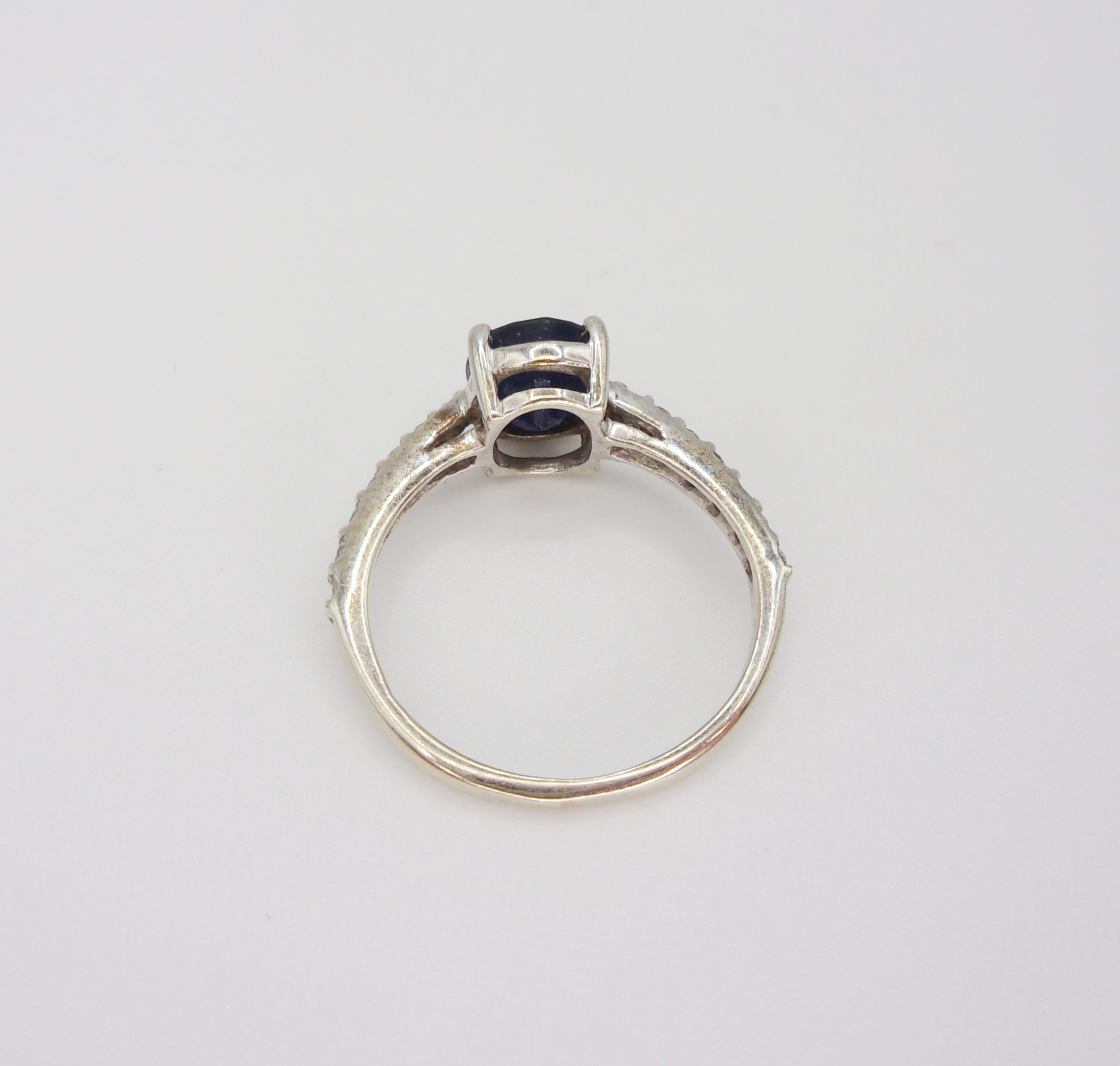 9ct White Gold Sapphire & Diamond Ring UK Size K US 5 ¼ - Image 5