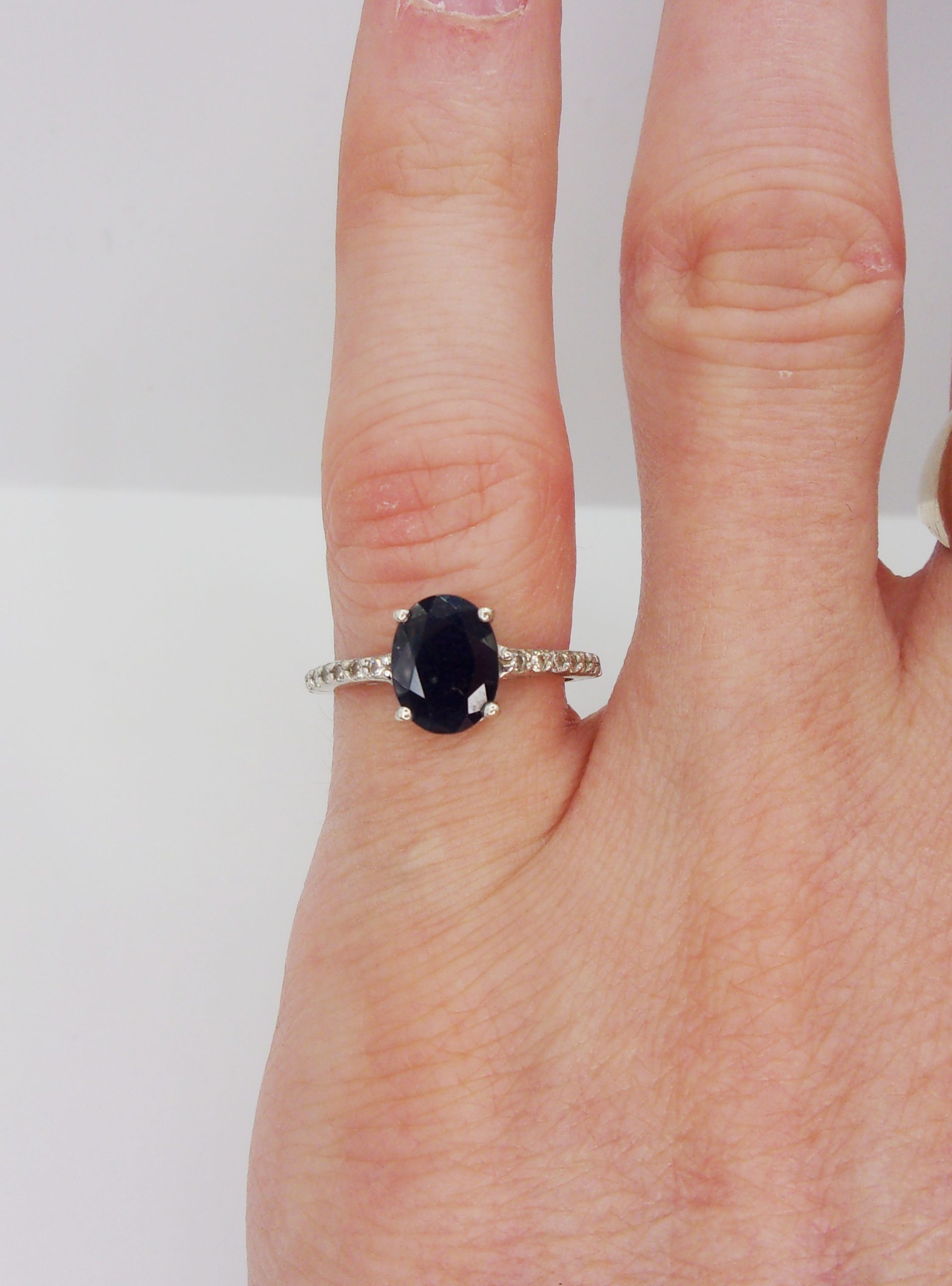 9ct White Gold Sapphire & Diamond Ring UK Size K US 5 ¼ - Image 6