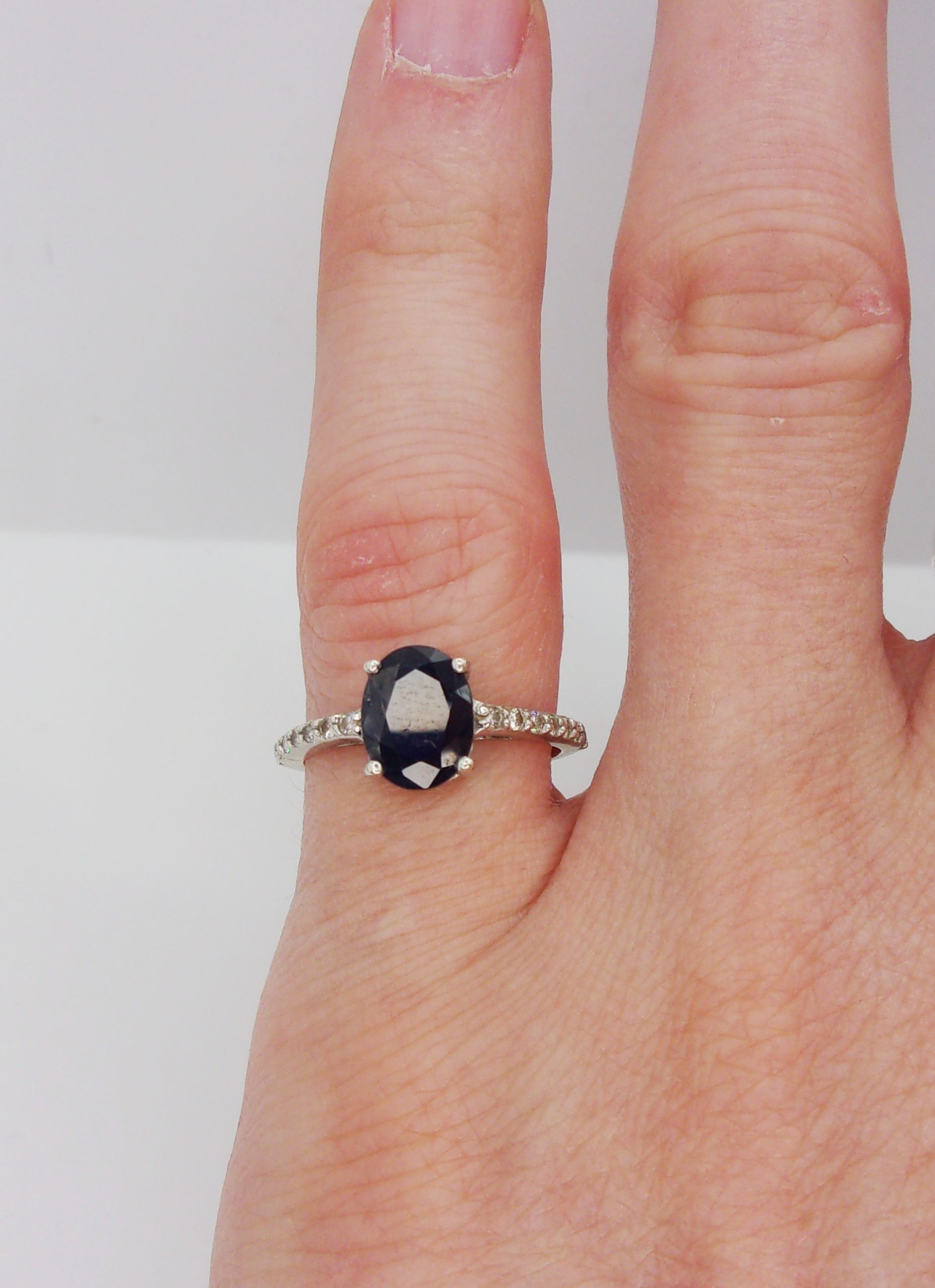 9ct White Gold Sapphire & Diamond Ring UK Size K US 5 ¼ - Image 7