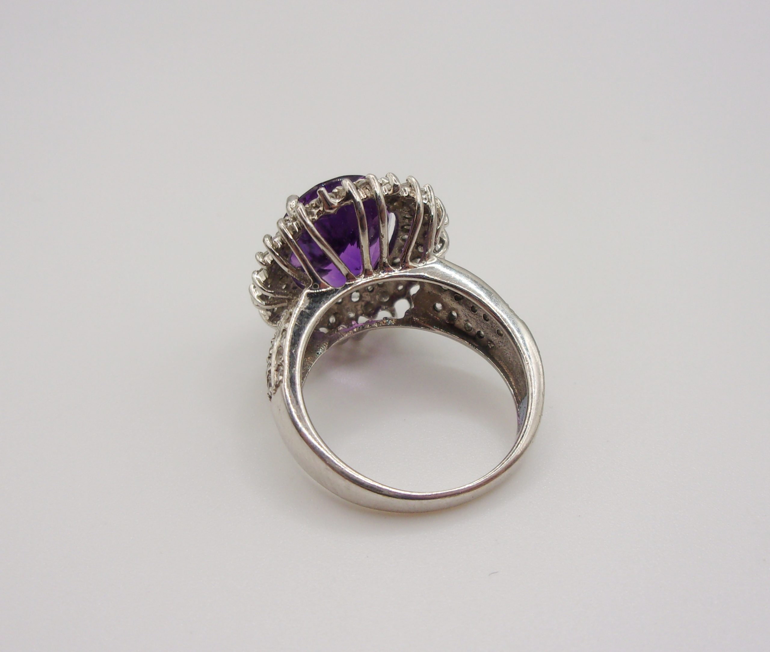 9ct White Gold Amethyst & Topaz Flower Head Ring UK Size K US 5 ¼ - Image 3