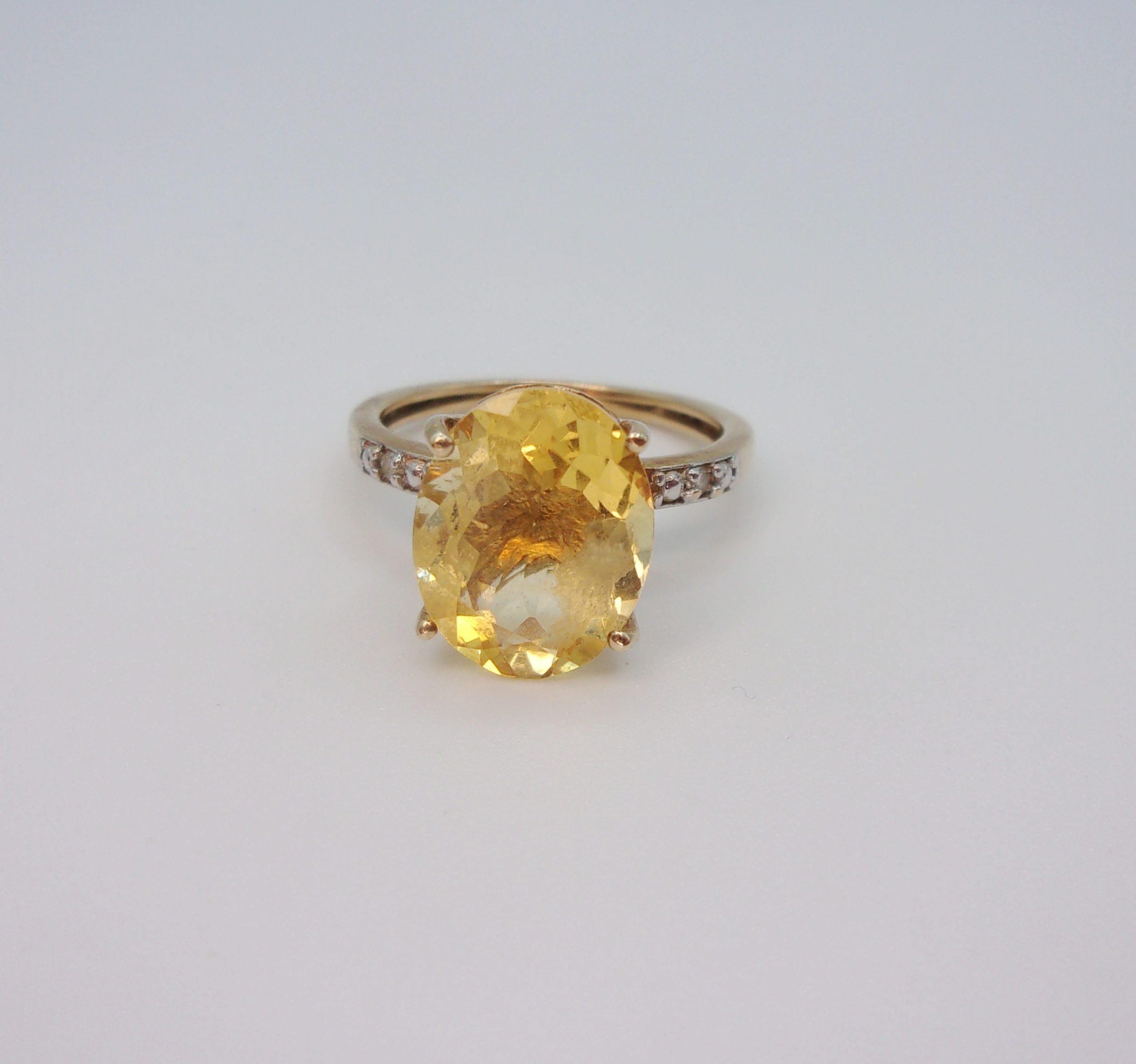 9ct Yellow Gold Citrine & Diamond Ring UK Size J US 4 ¾ - Image 2
