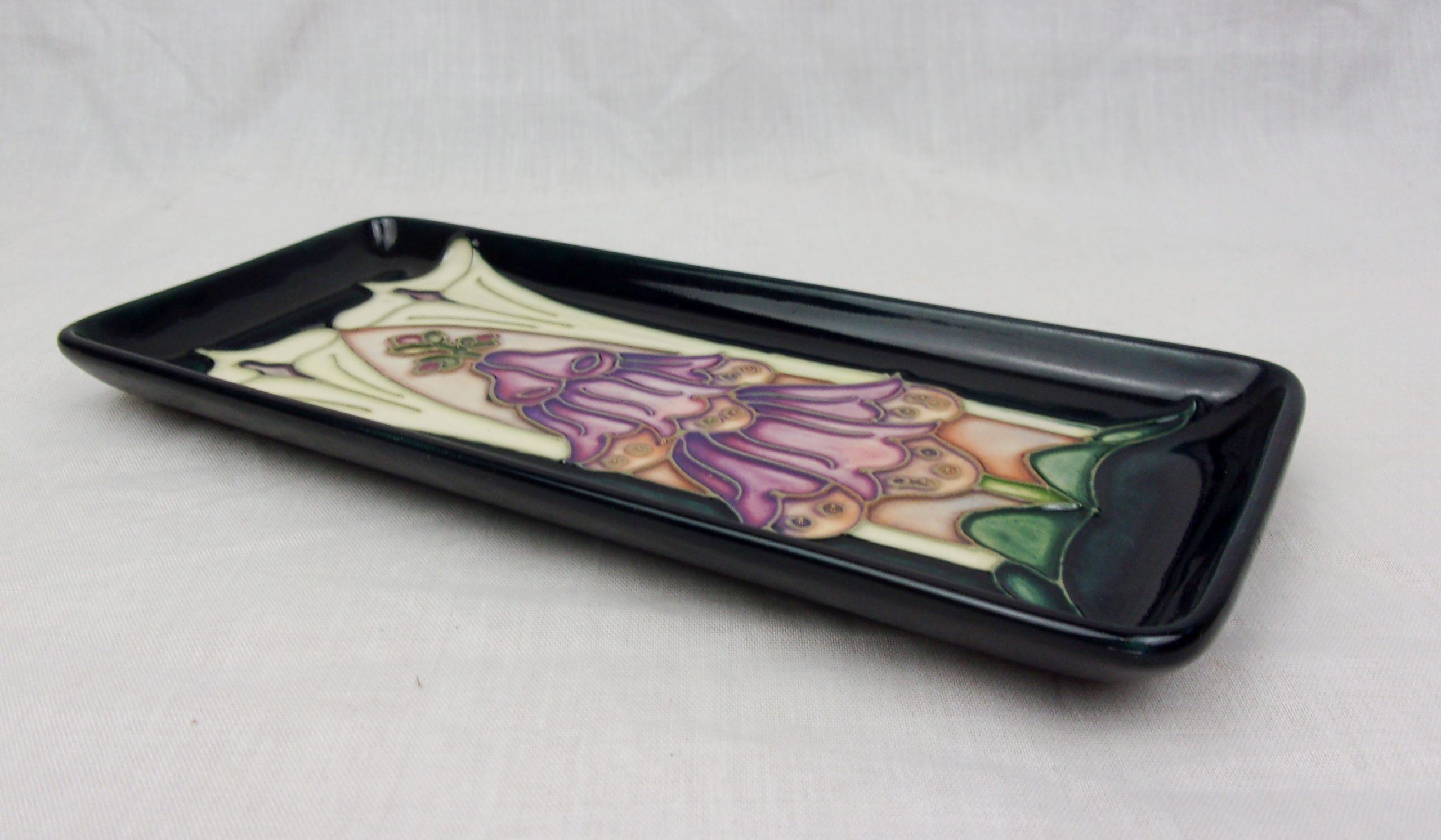 Moorcroft Foxglove Pattern Pen Tray - Image 4