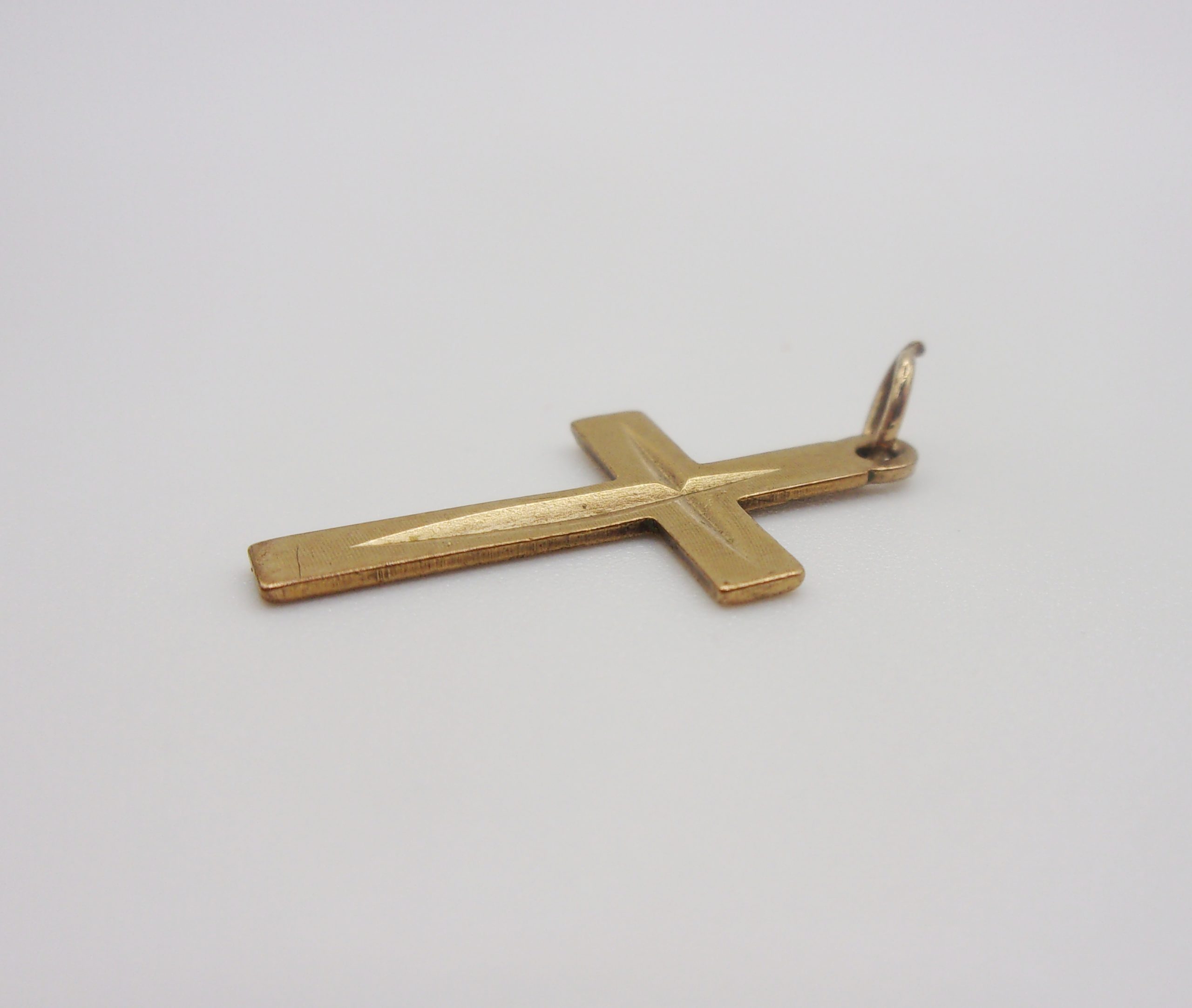 9ct Yellow Gold Cross Pendant Charm - Image 4