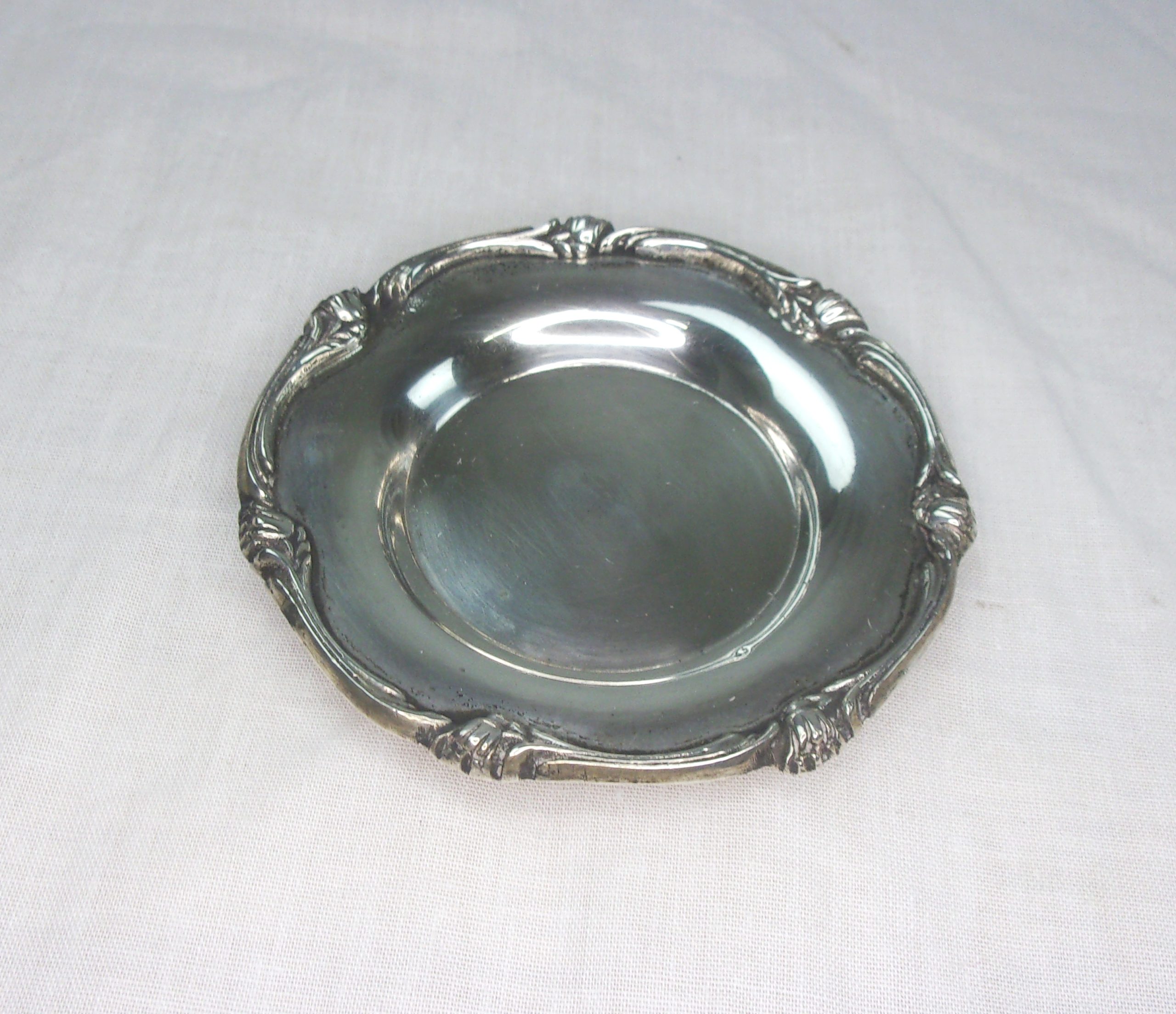 Small Egyptian .900 Silver Dish - Image 2