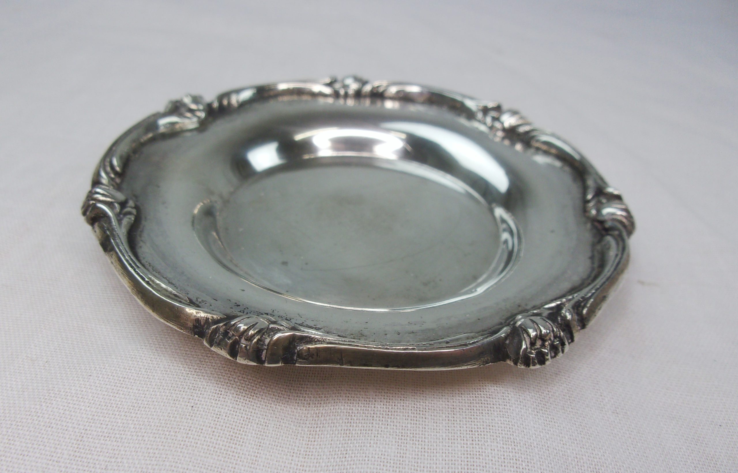 Small Egyptian .900 Silver Dish - Image 3