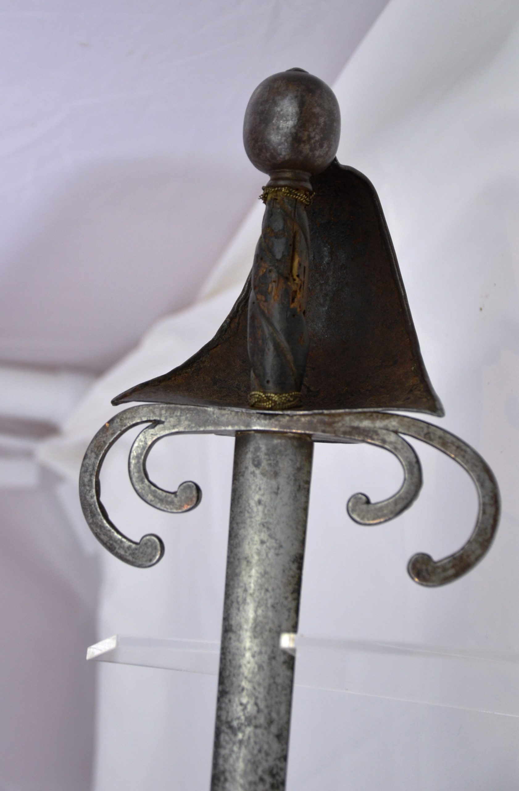 A 17th Century Continental 'Crab Claw' Hilted Rapier Sword With Solingen Blade - Image 9