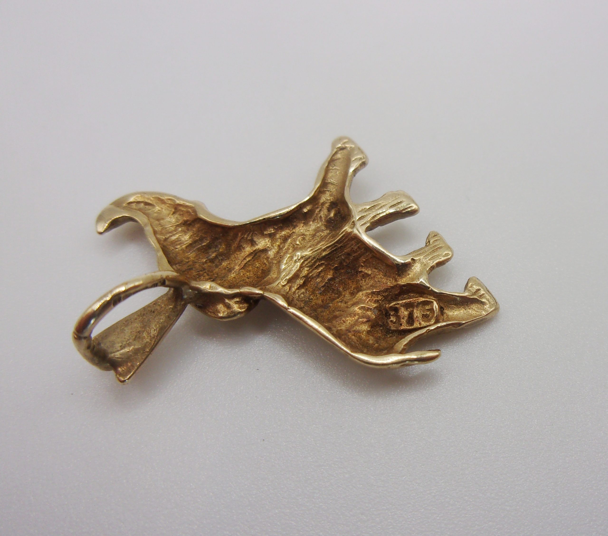 9ct Yellow Gold Elephant Pendant - Image 5