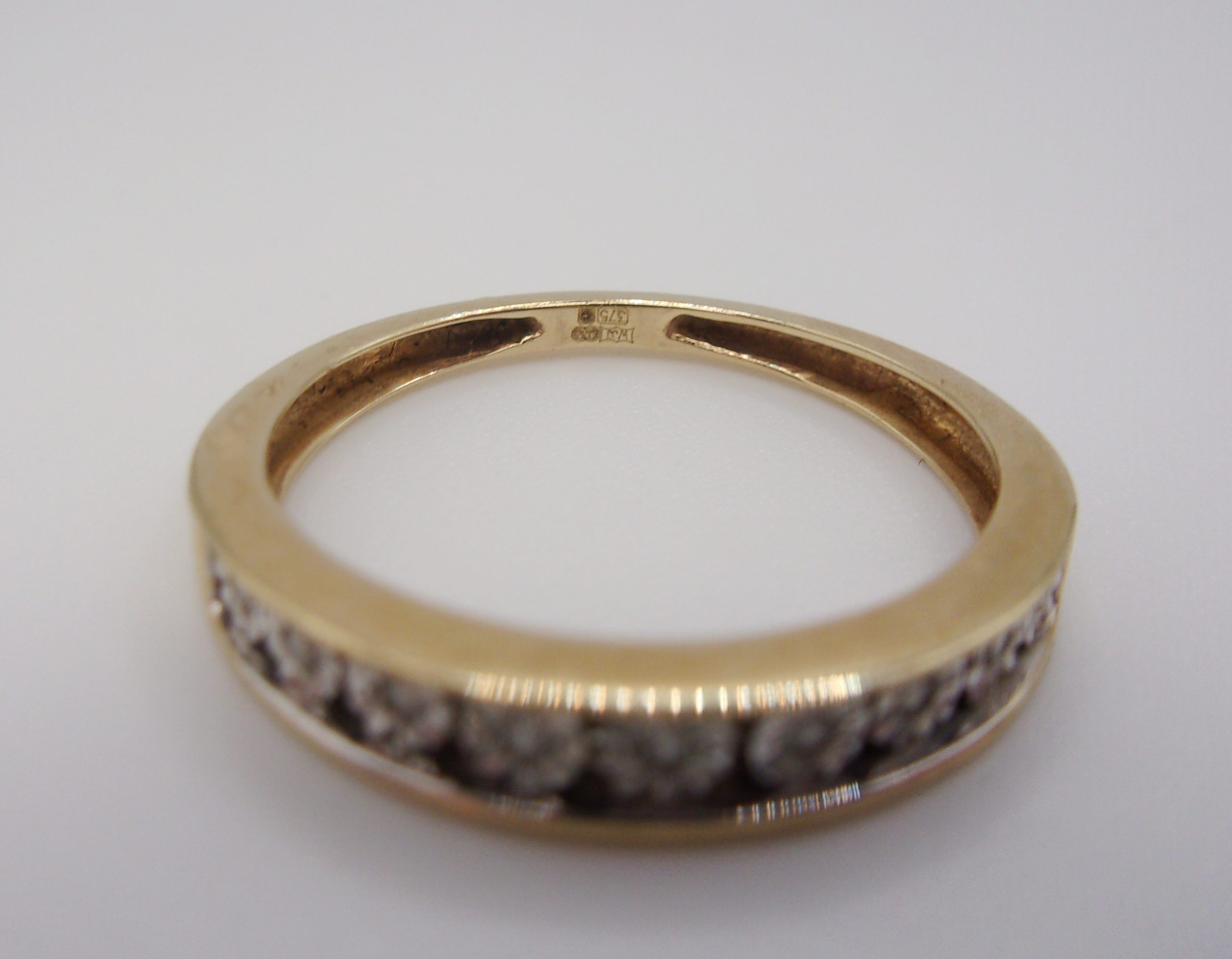 9ct Yellow Gold Diamond Ring UK Size M+ US 6 ¼ - Image 4