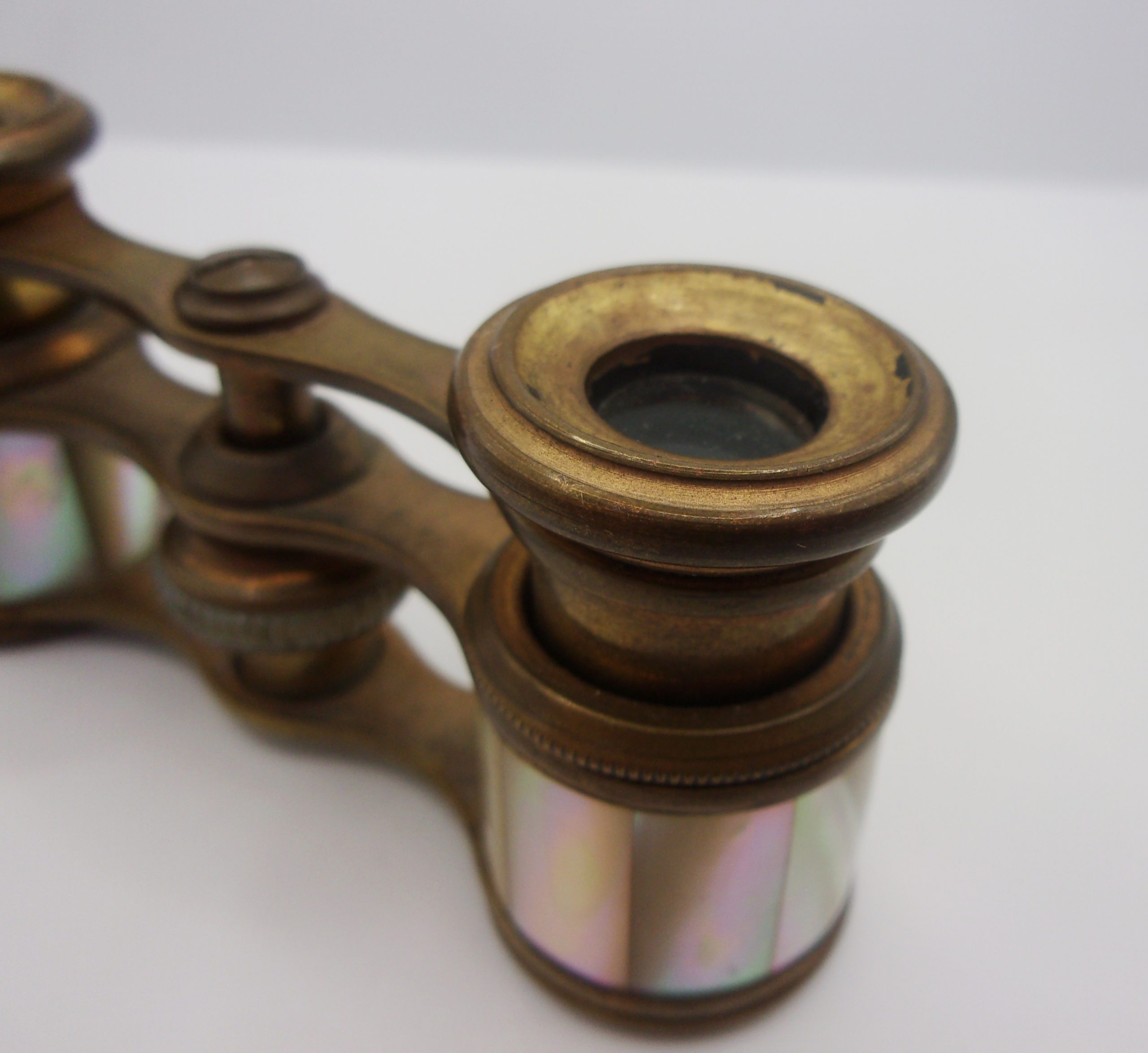 Victorian Mother Of Pearl Opera Glasses - Image 4
