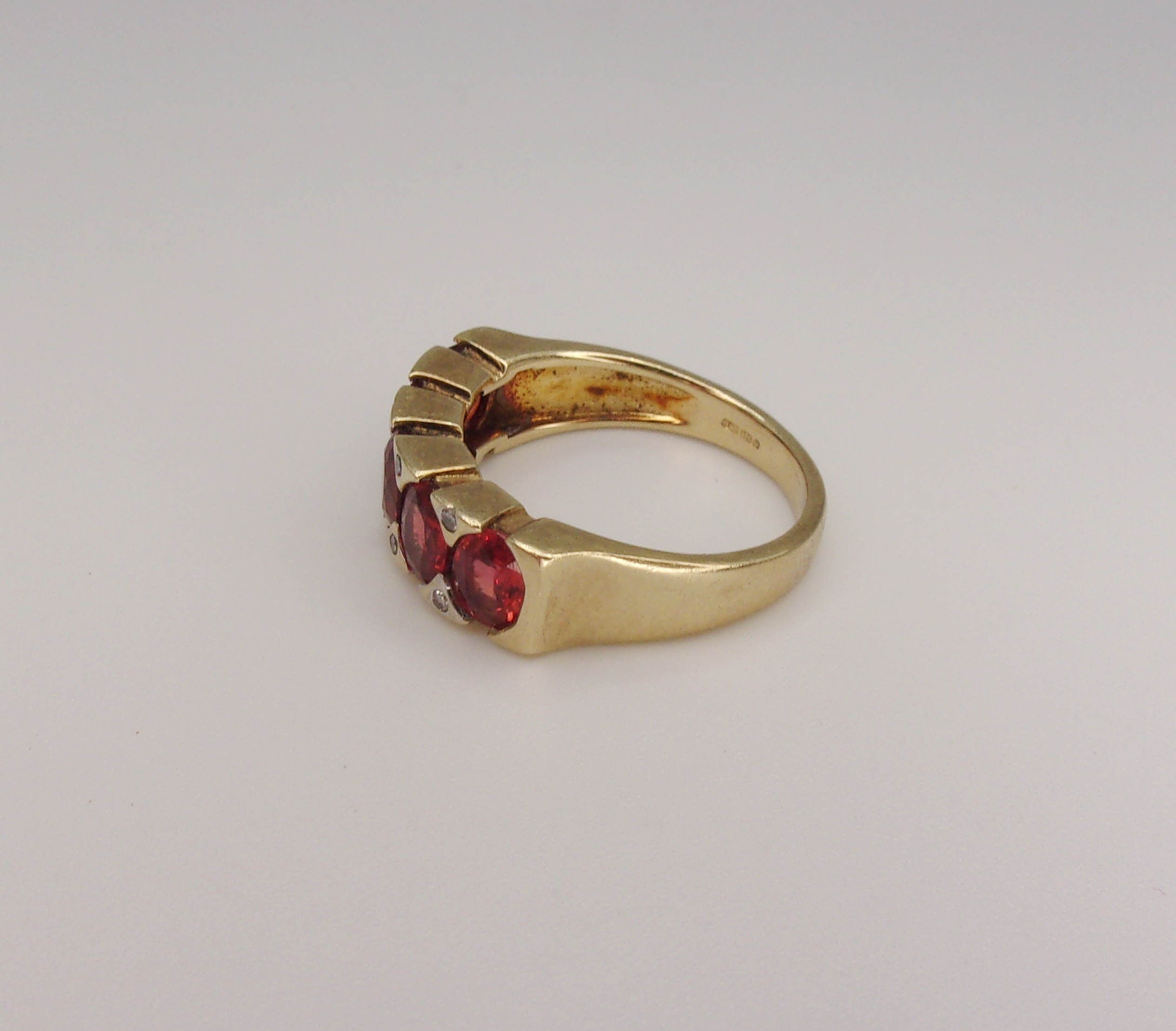 9ct Yellow Gold Ruby & Diamond Ring UK Size K US 5 ¼ - Image 2