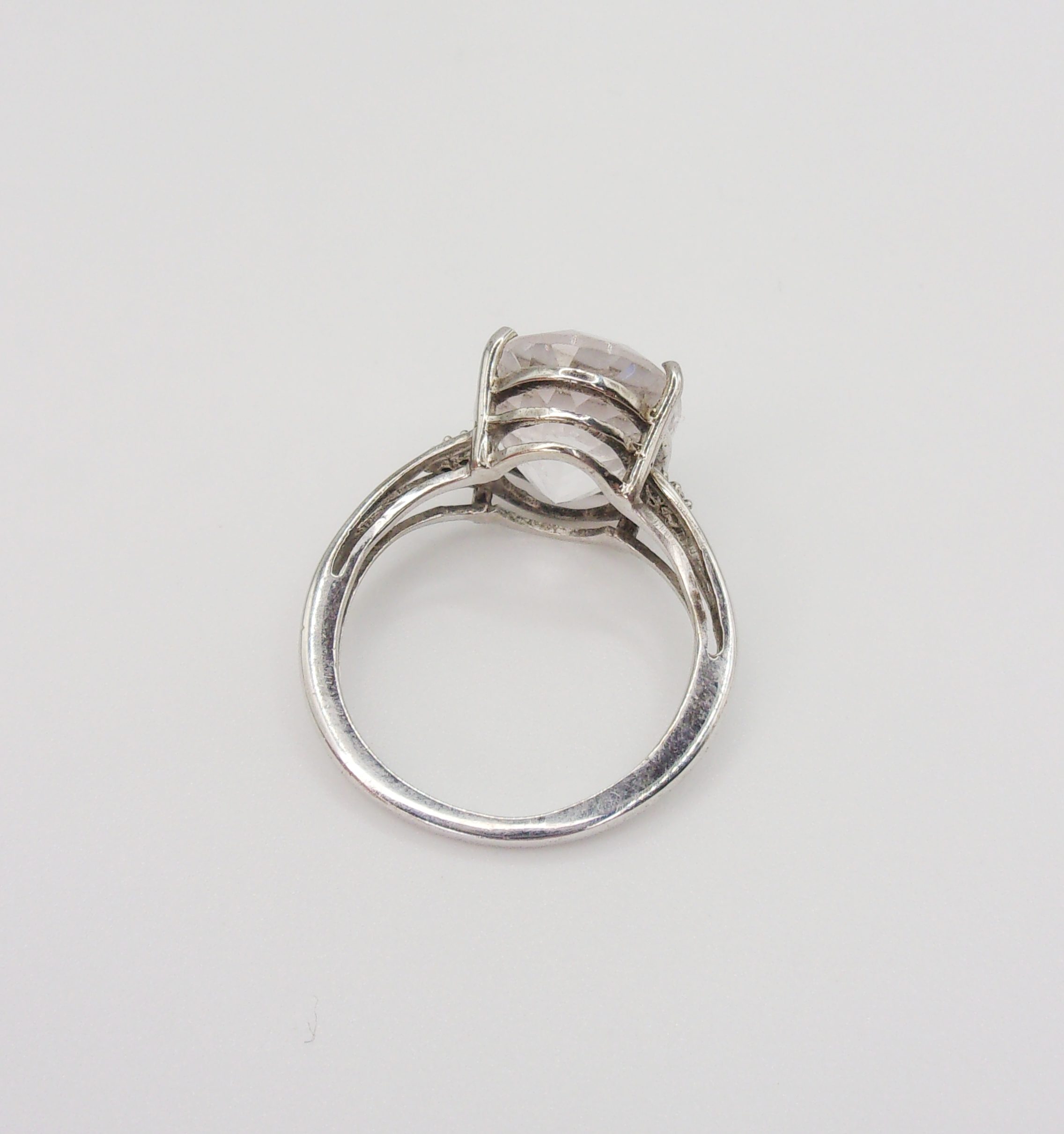 9ct White Gold Amethyst & Diamond Ring UK Size J+ US 5 - Image 3