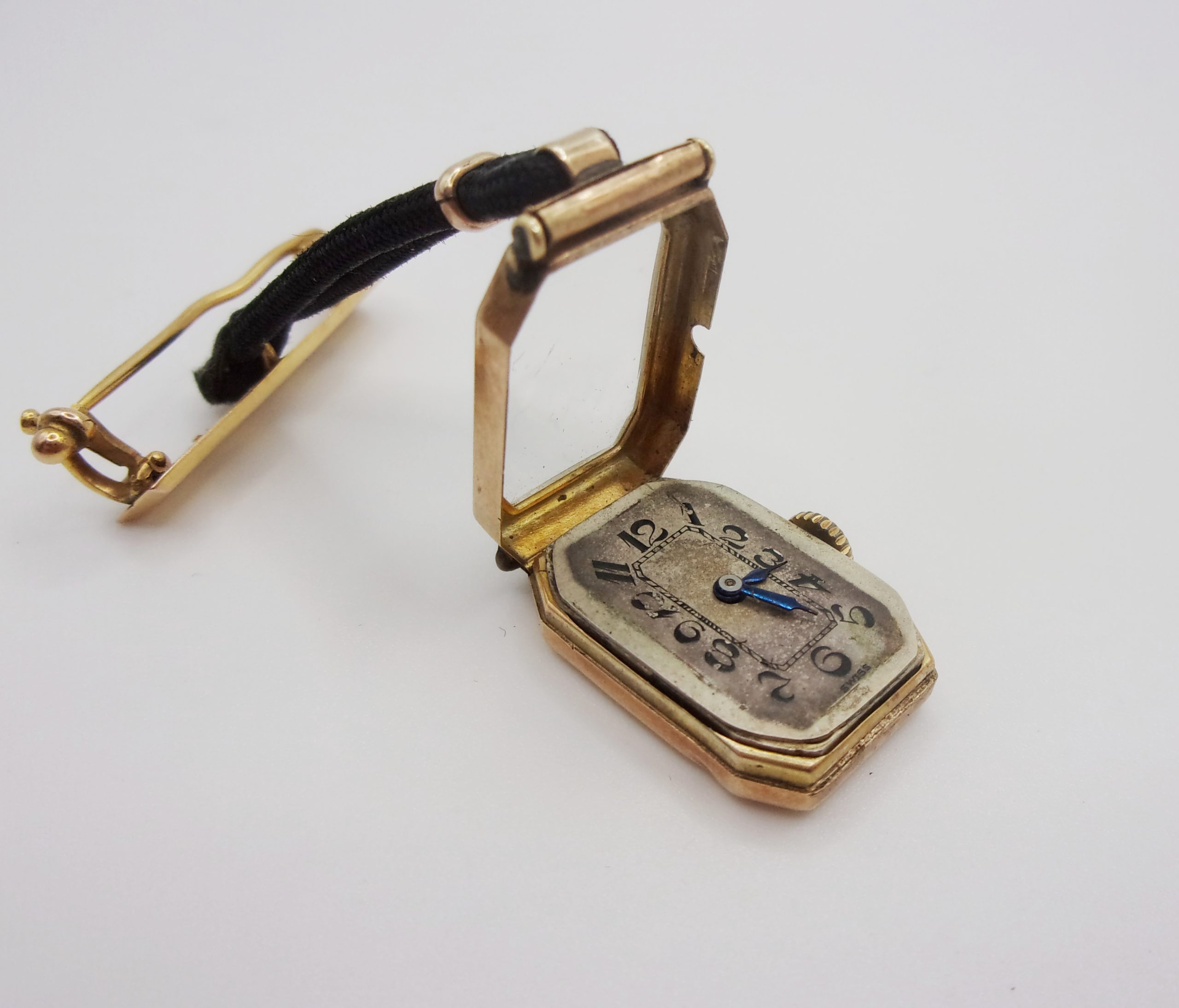 9ct Gold Nurses Fob Watch c1908 – Needs Servicing - Image 7