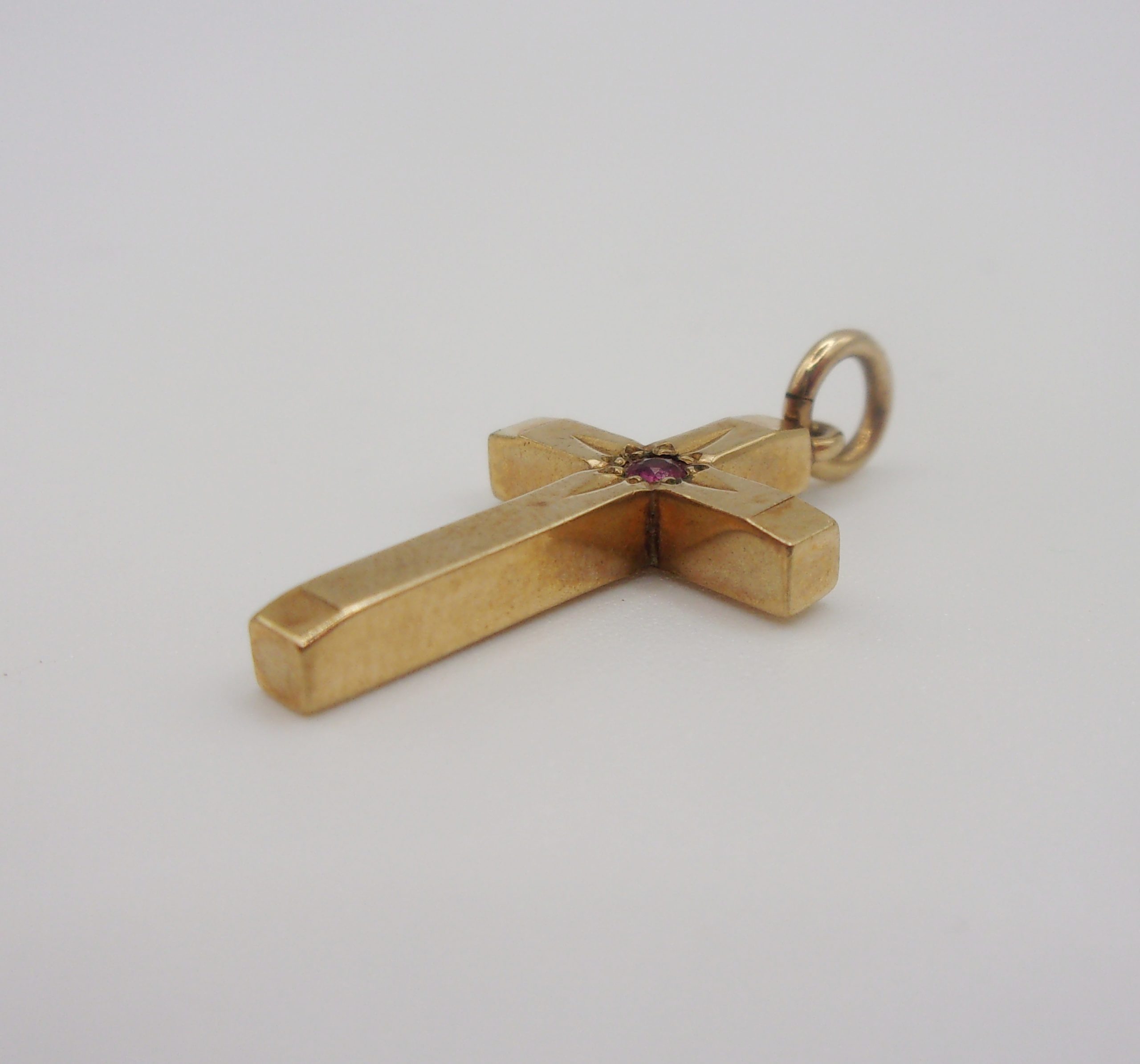 9ct Yellow Gold & Ruby Cross Pendant Charm - Image 3