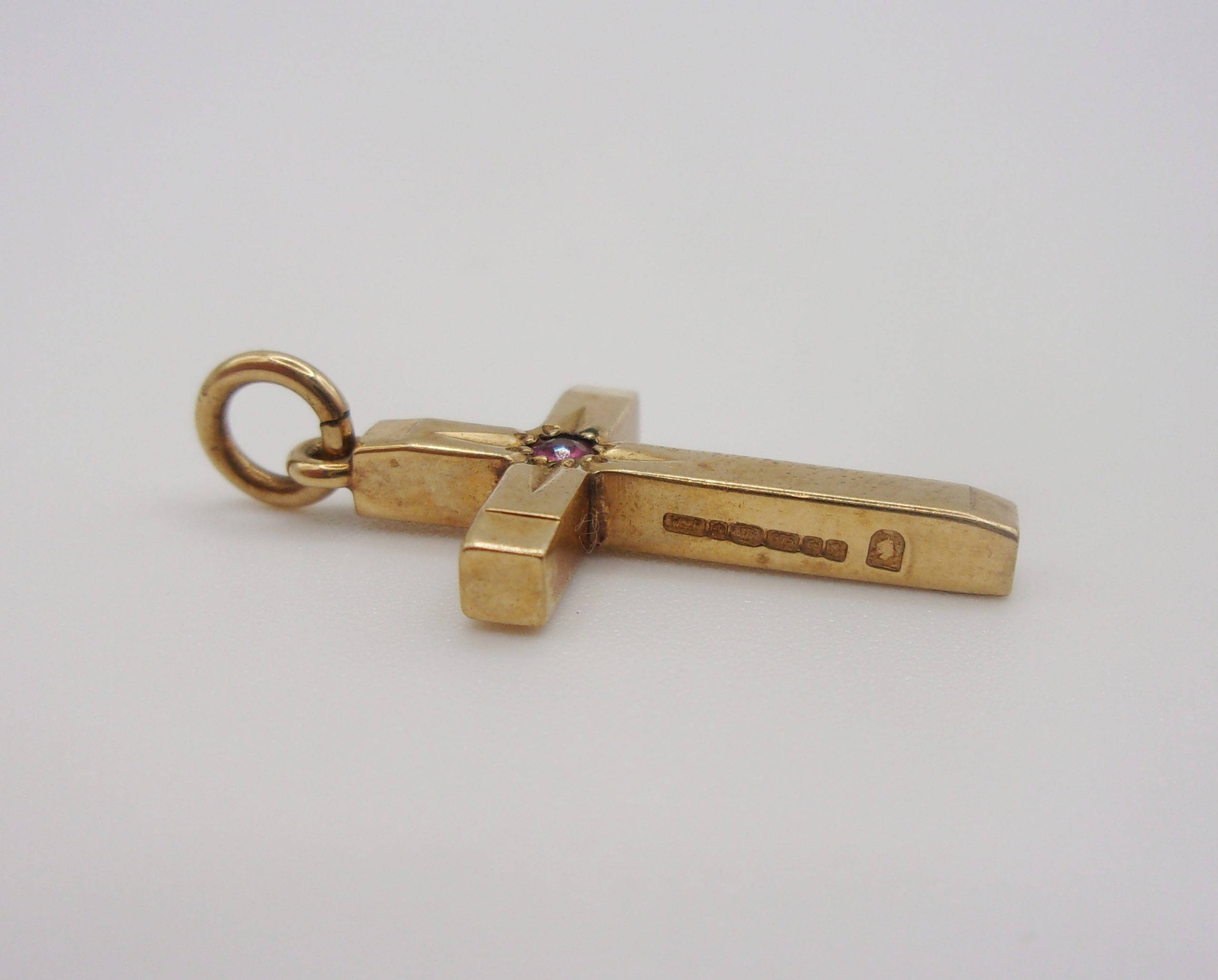 9ct Yellow Gold & Ruby Cross Pendant Charm - Image 4