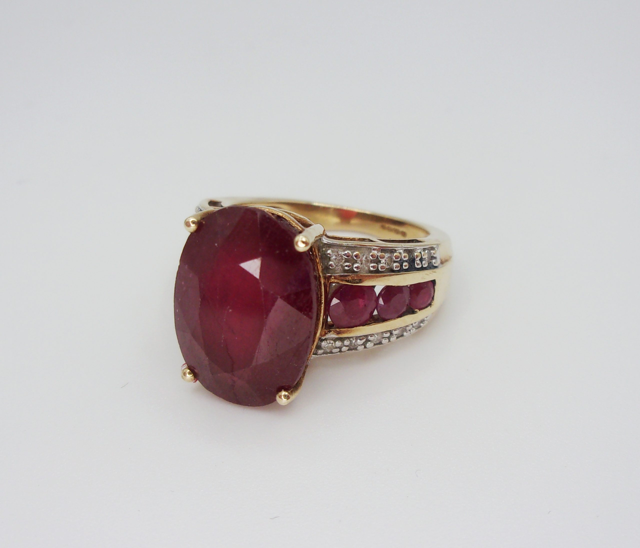 9ct Yellow Gold Ruby & Diamond Cluster Ring UK Size J+ US 5