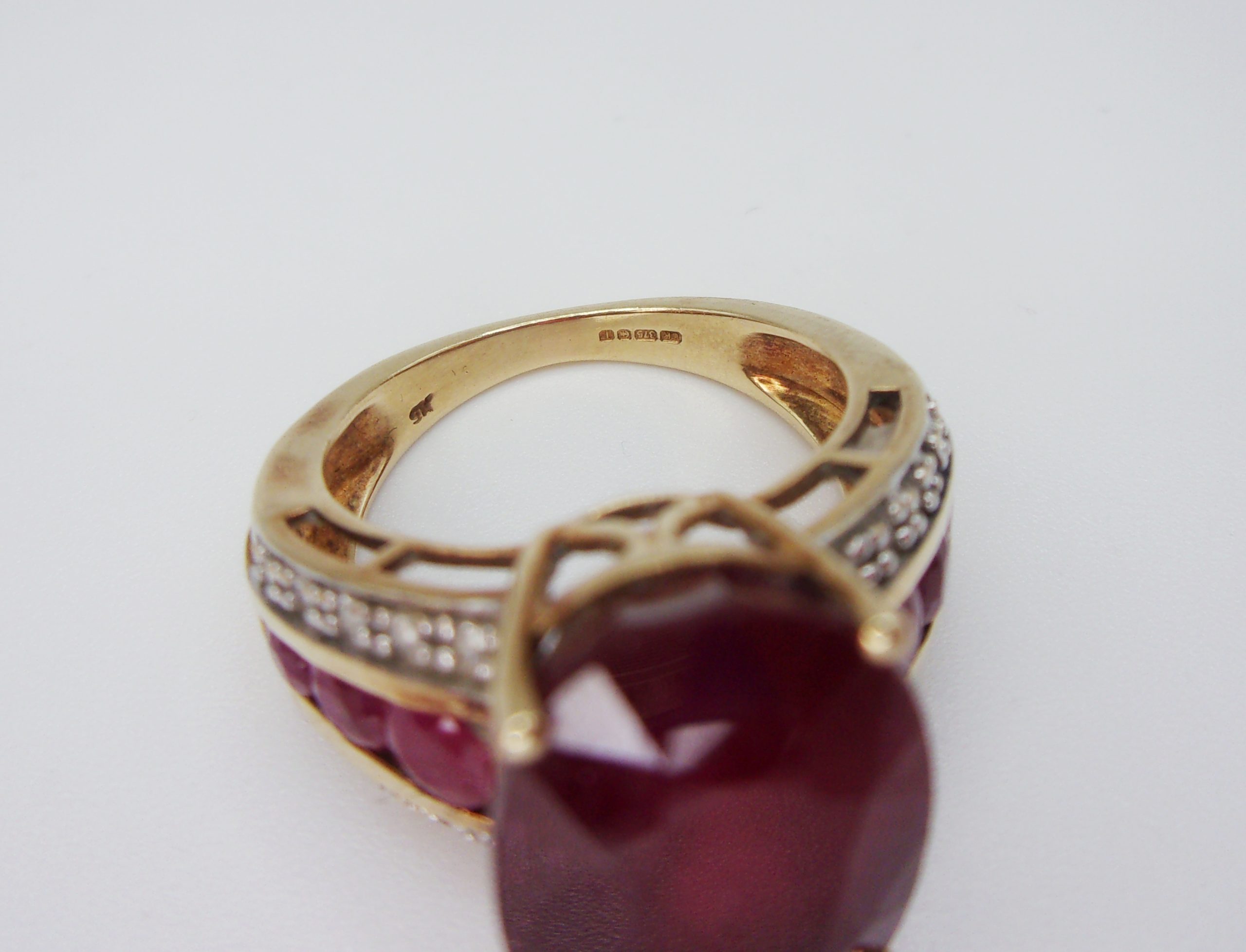 9ct Yellow Gold Ruby & Diamond Cluster Ring UK Size J+ US 5 - Image 6