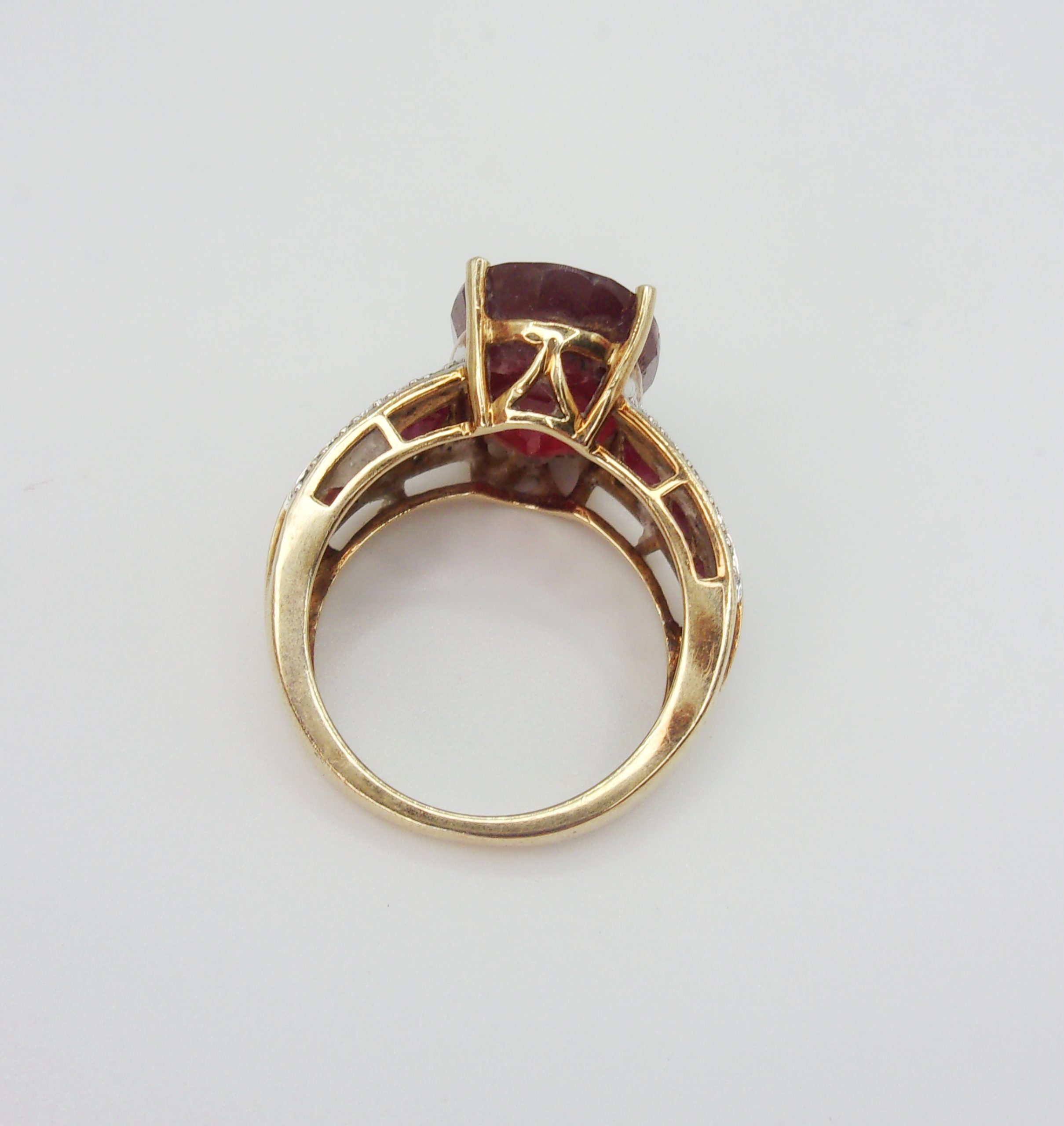 9ct Yellow Gold Ruby & Diamond Cluster Ring UK Size J+ US 5 - Image 7