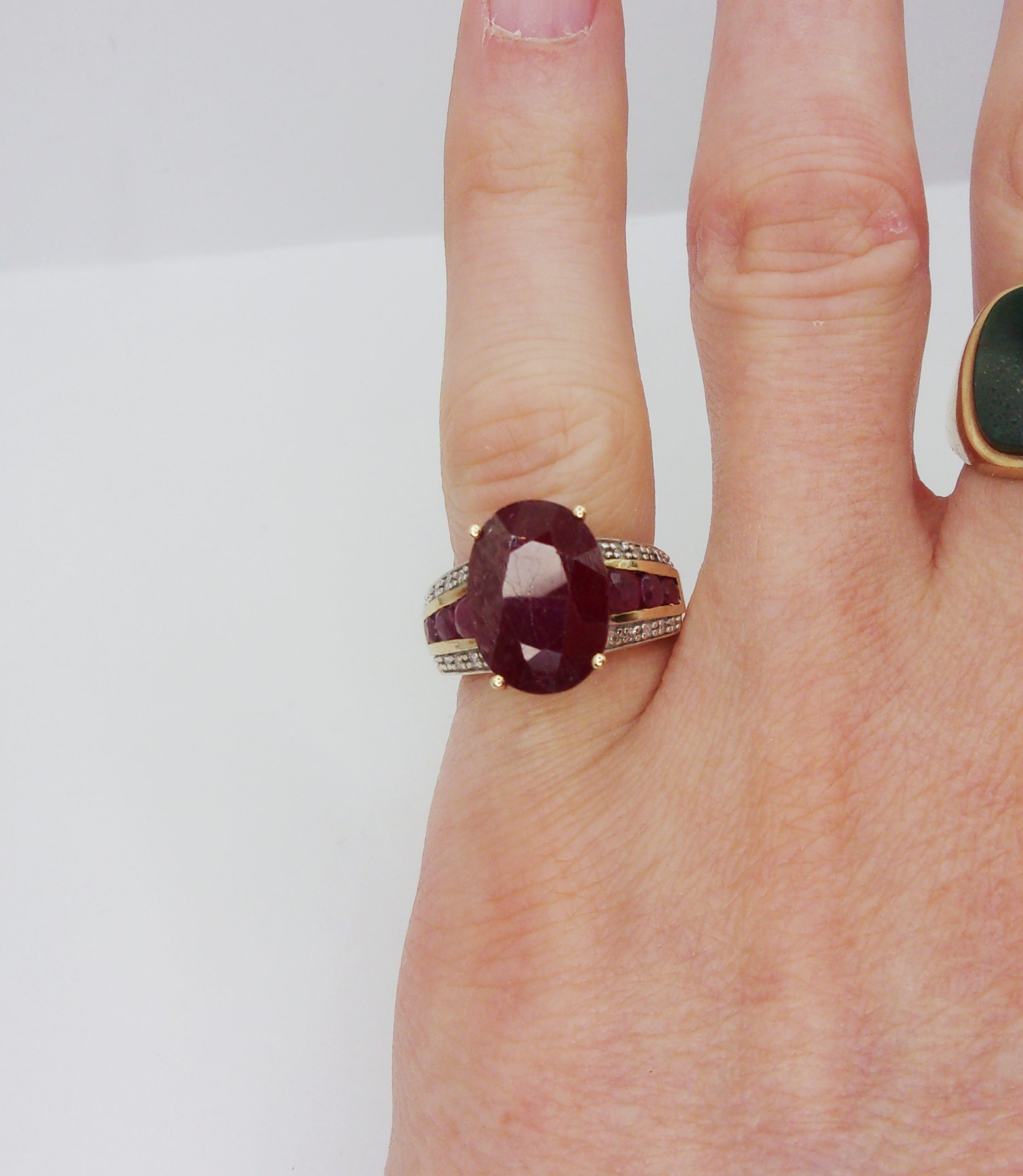 9ct Yellow Gold Ruby & Diamond Cluster Ring UK Size J+ US 5 - Image 8