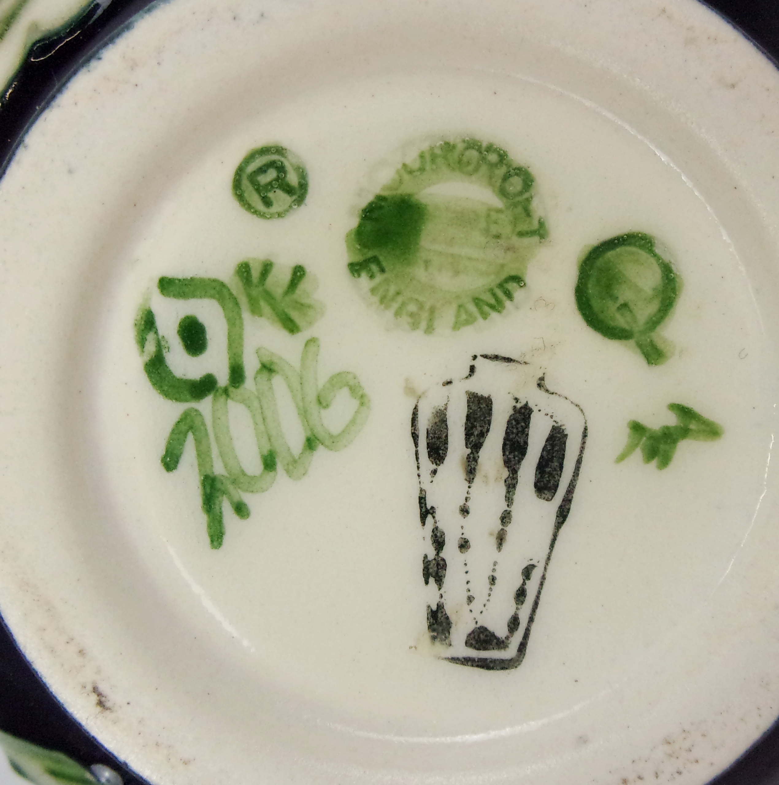 Moorcroft Pansy Parade Pattern Small Vase - Image 6