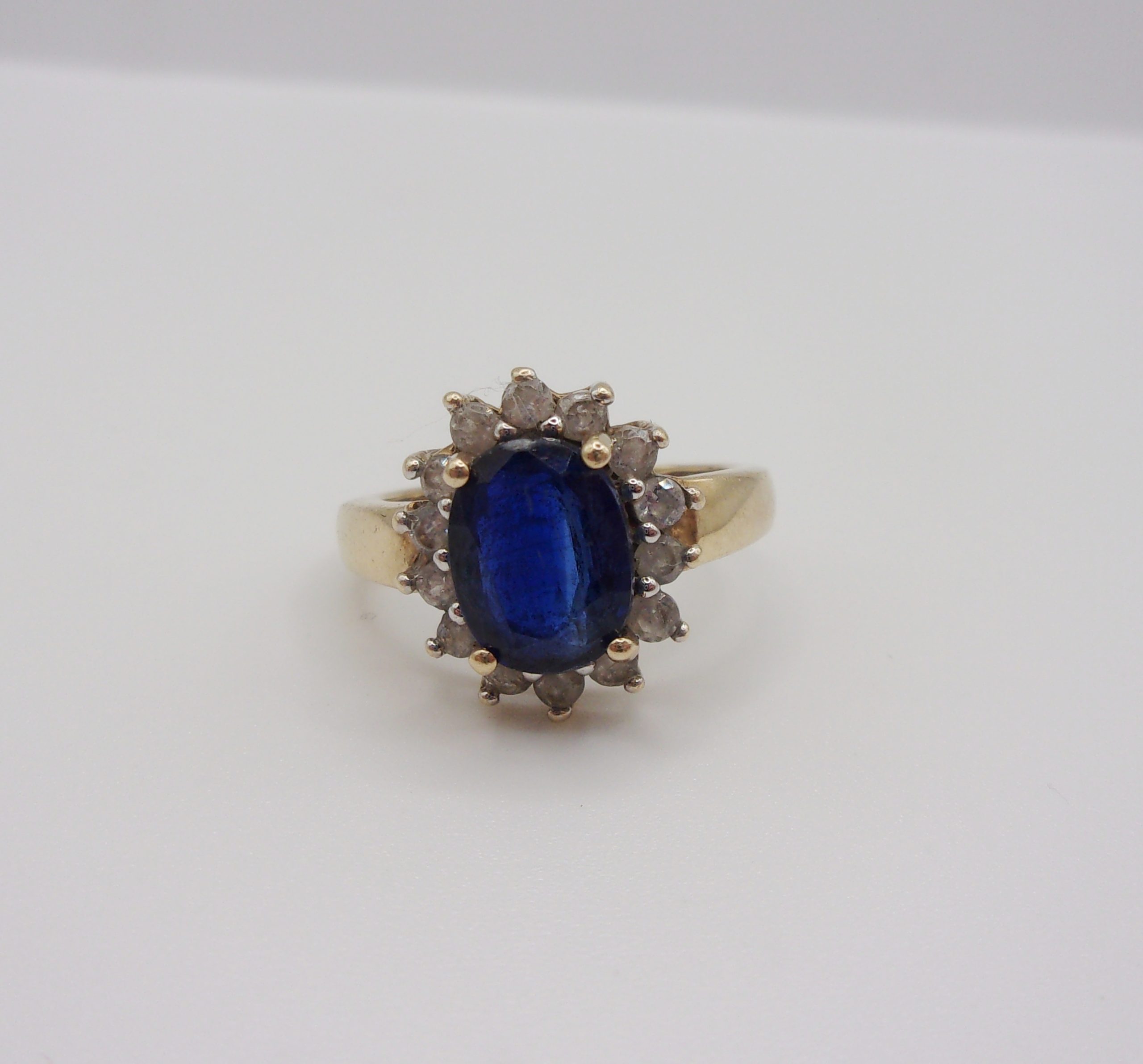9ct Yellow Gold Sapphire & Topaz Flower Head Ring UK Size K+ US 5 ½